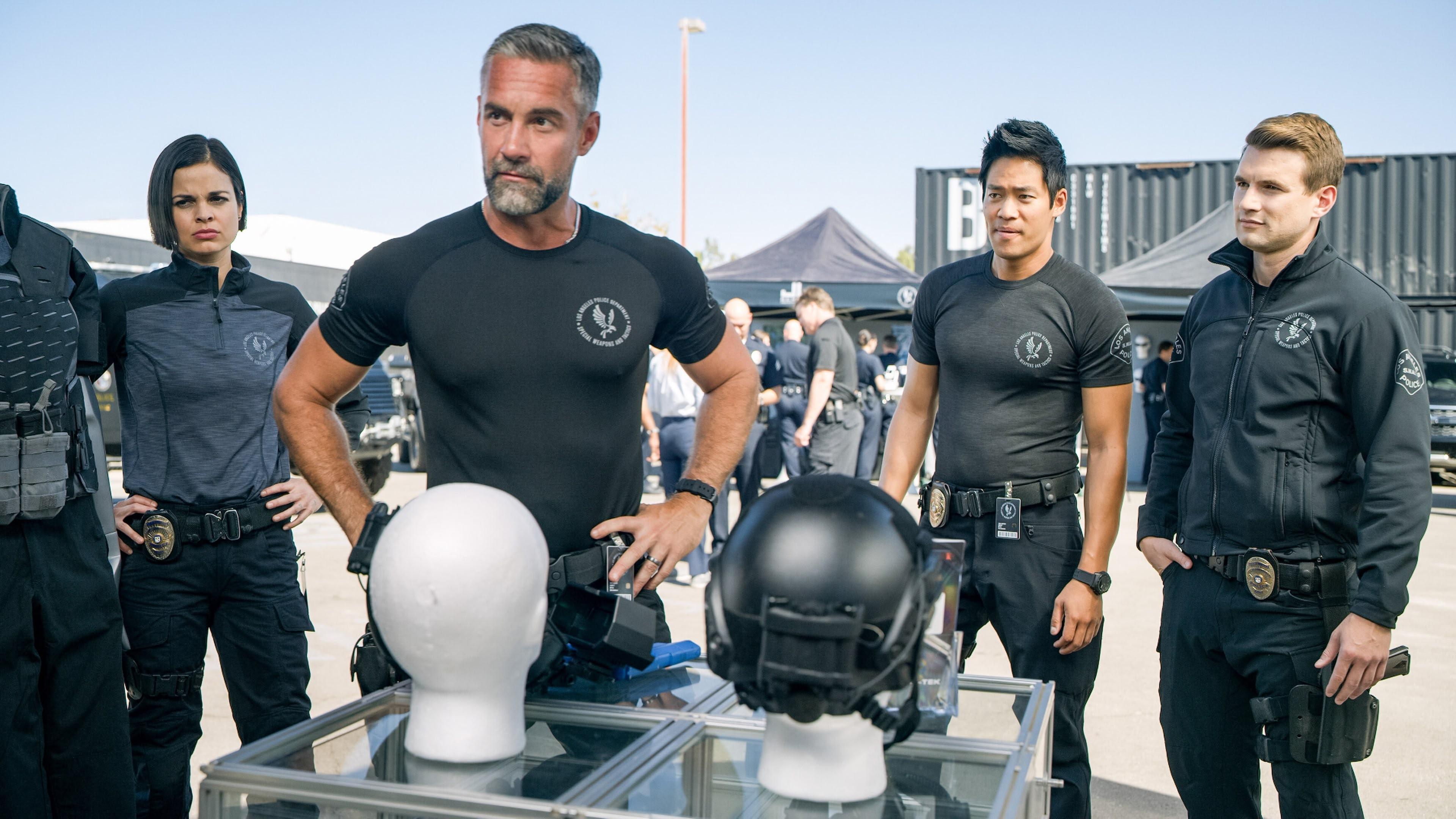 S3 Ep9 - S.W.A.T.