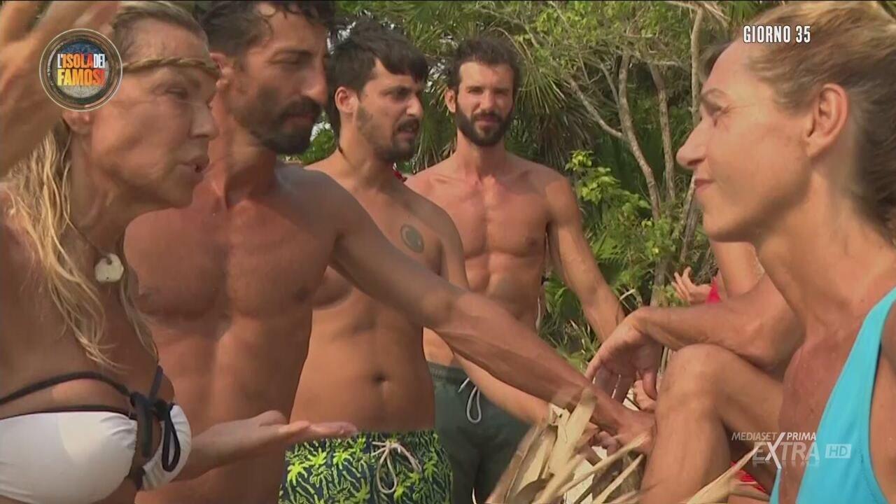 S1 Ep25 - L'Isola dei Famosi - Extended..