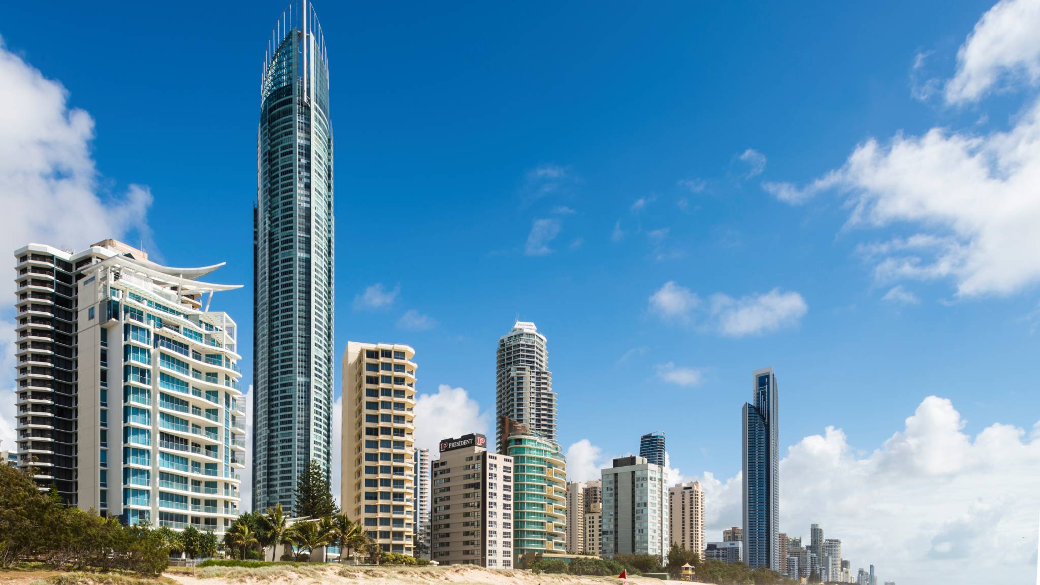 Vertical city Australia - Q1 Building, S