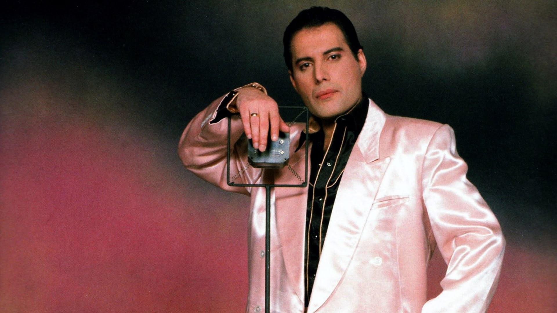 Freddie Mercury - The Great Pretender