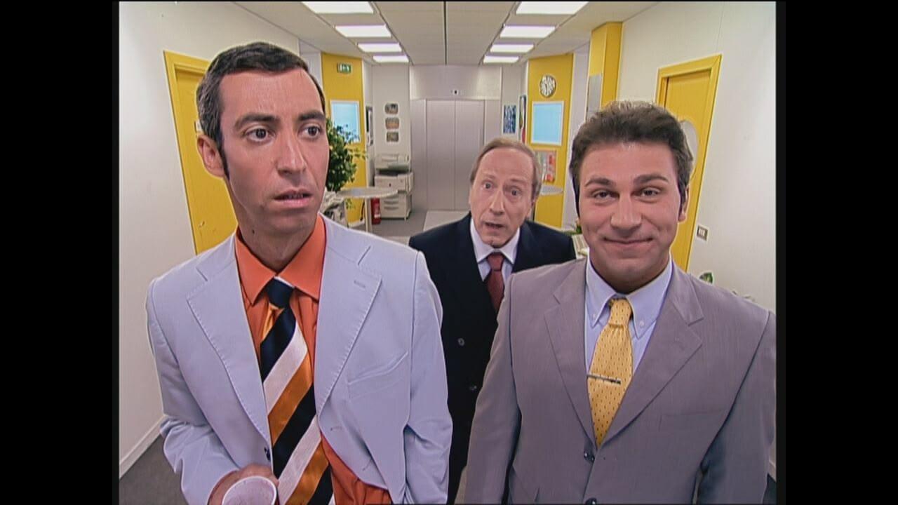 S6 Ep112 - Camera Cafe'