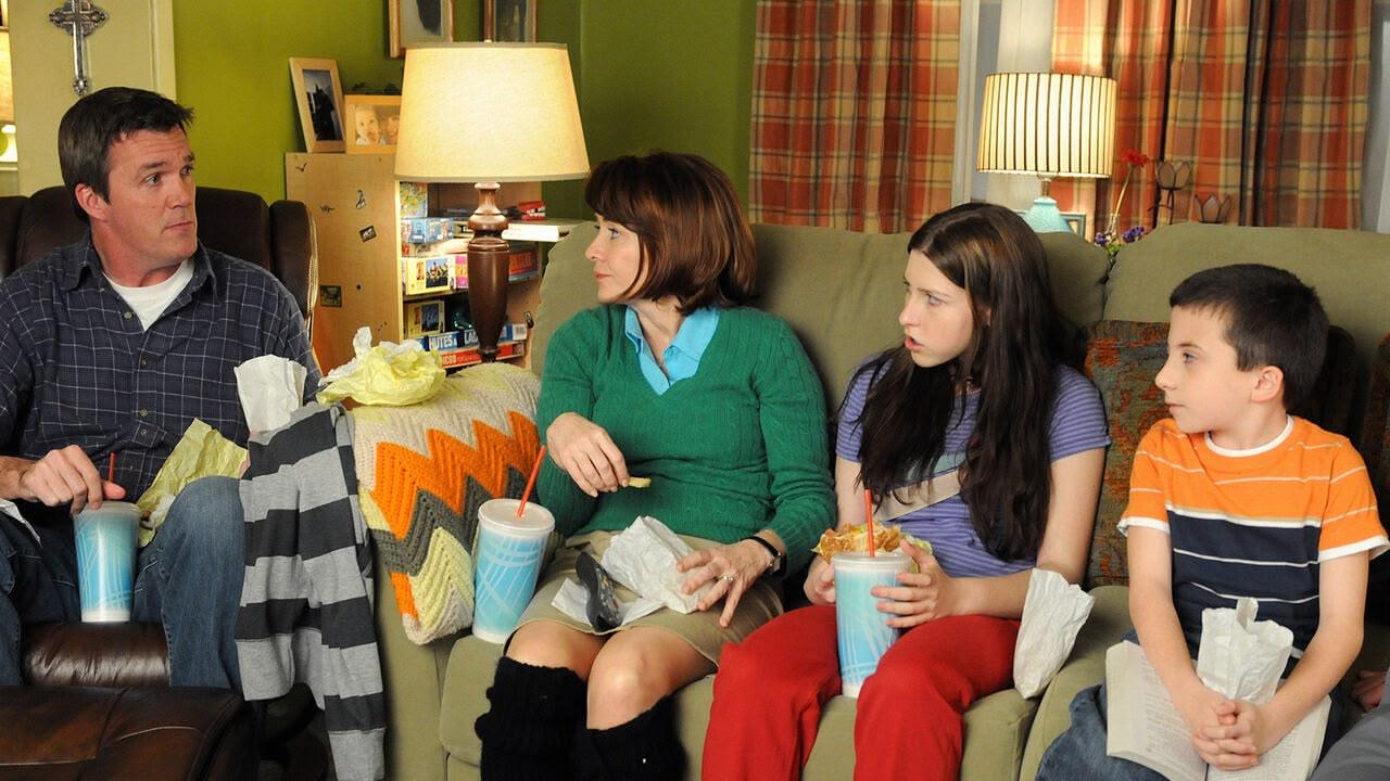 S1 Ep19 - The Middle