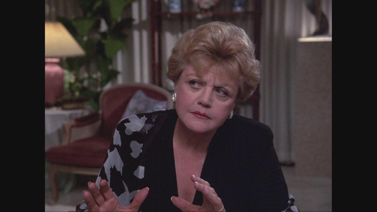 S5 Ep1 - La signora in giallo
