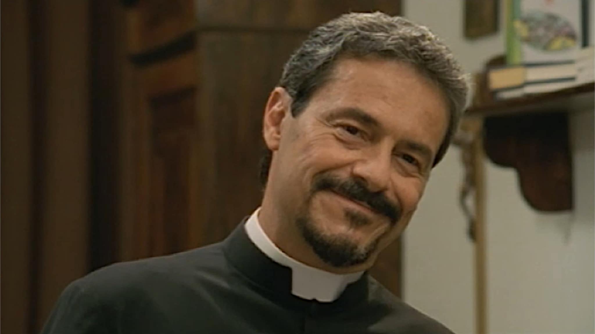 Casa Famiglia - S1E1 - Il battesimo
