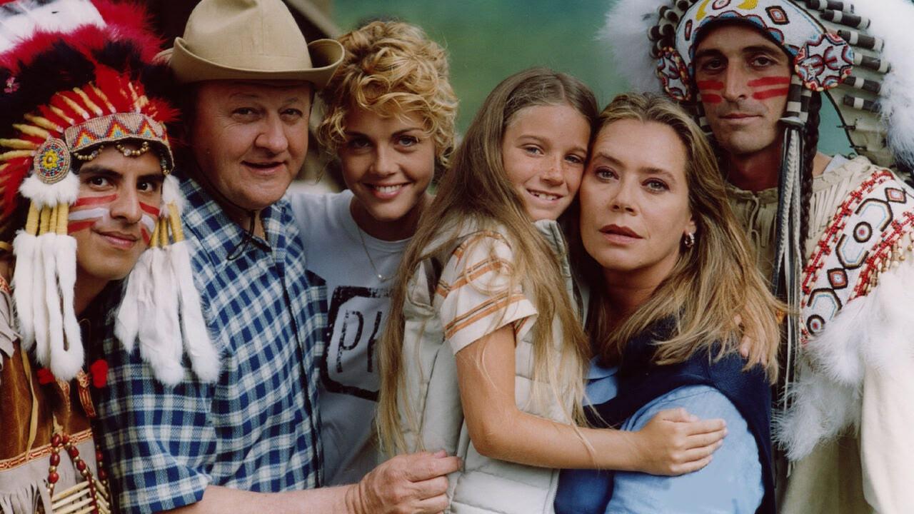 S1 Ep1 - Un ciclone in famiglia