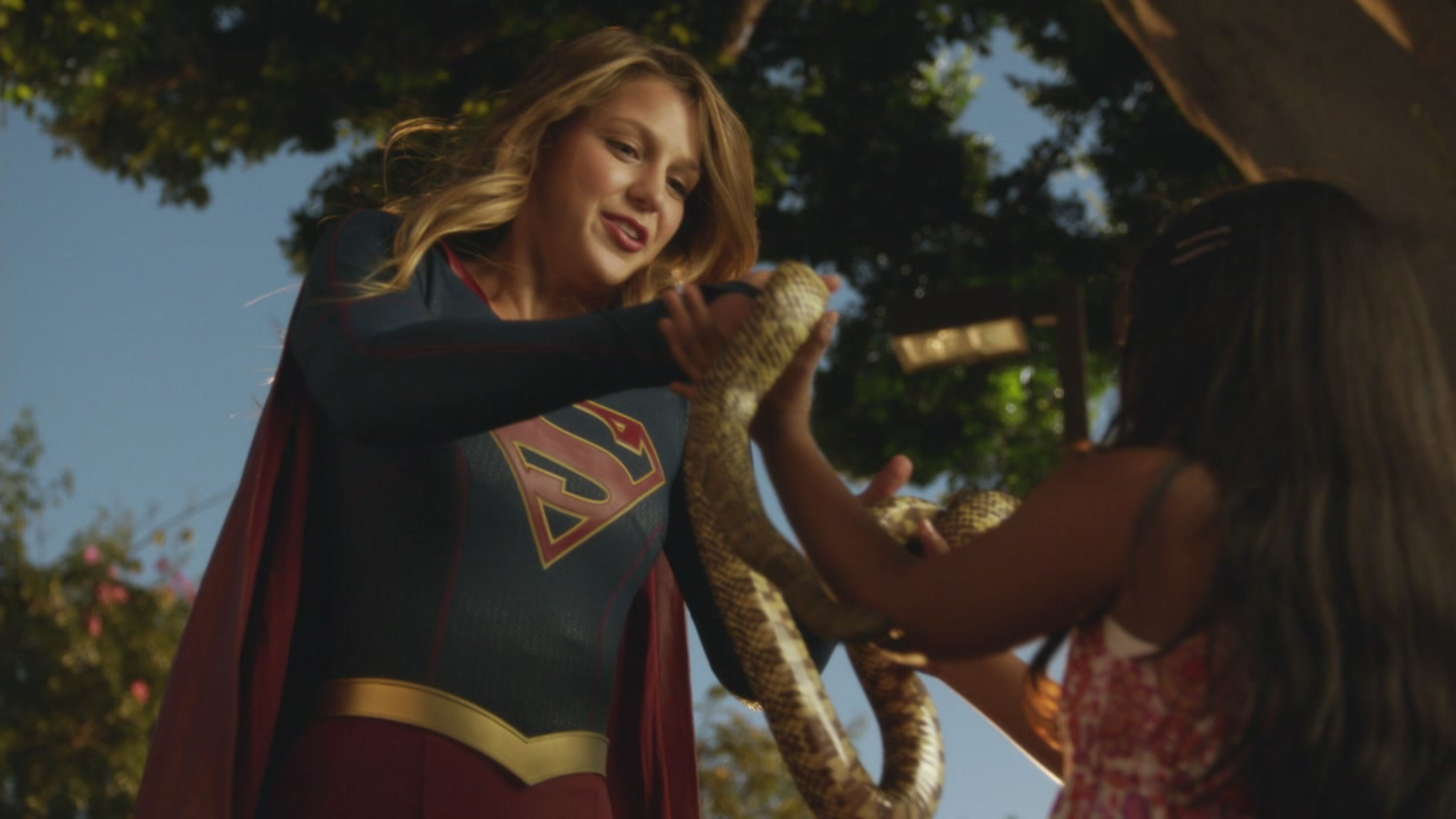 Supergirl - S1 Ep2 Piu' forti, insieme.