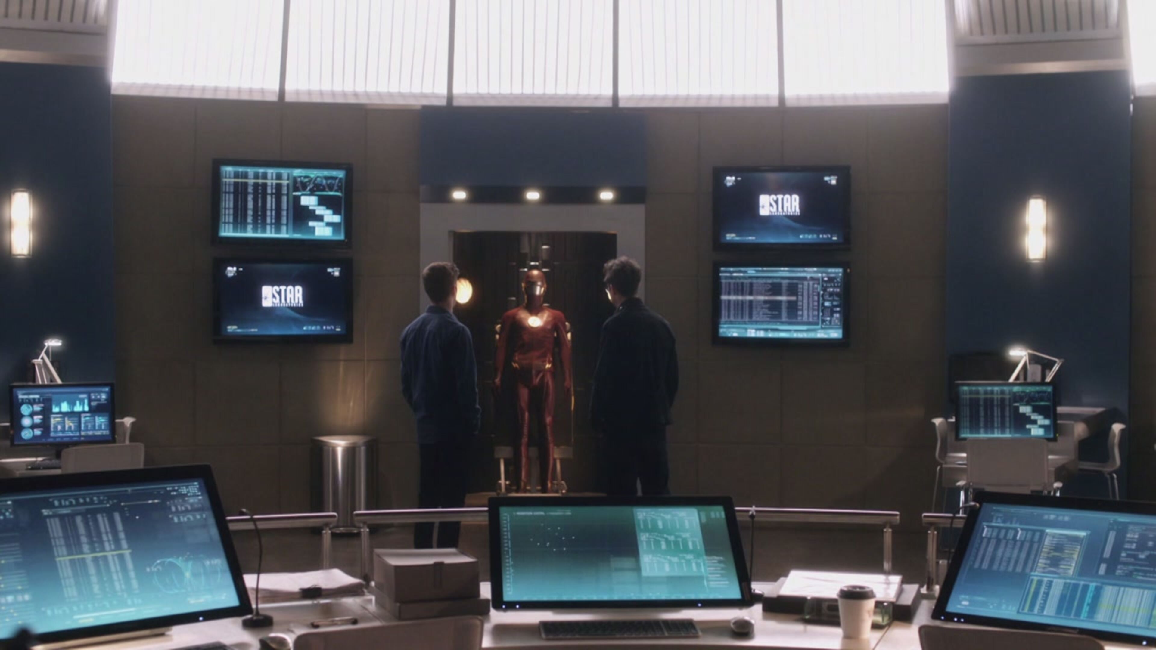 The Flash - S2 Ep19 Ritorno alle origini