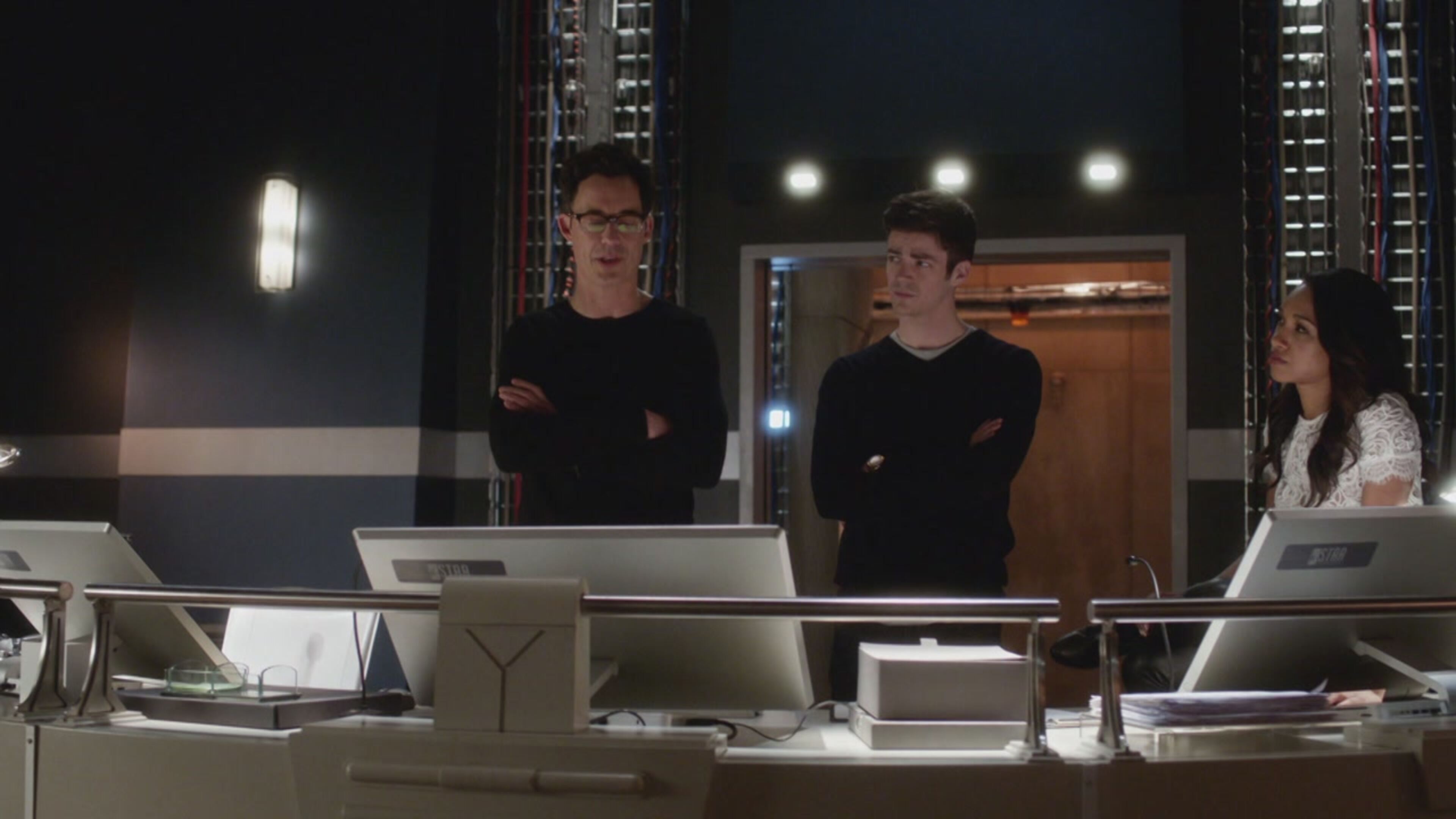 The Flash - S2 Ep20 Rupture