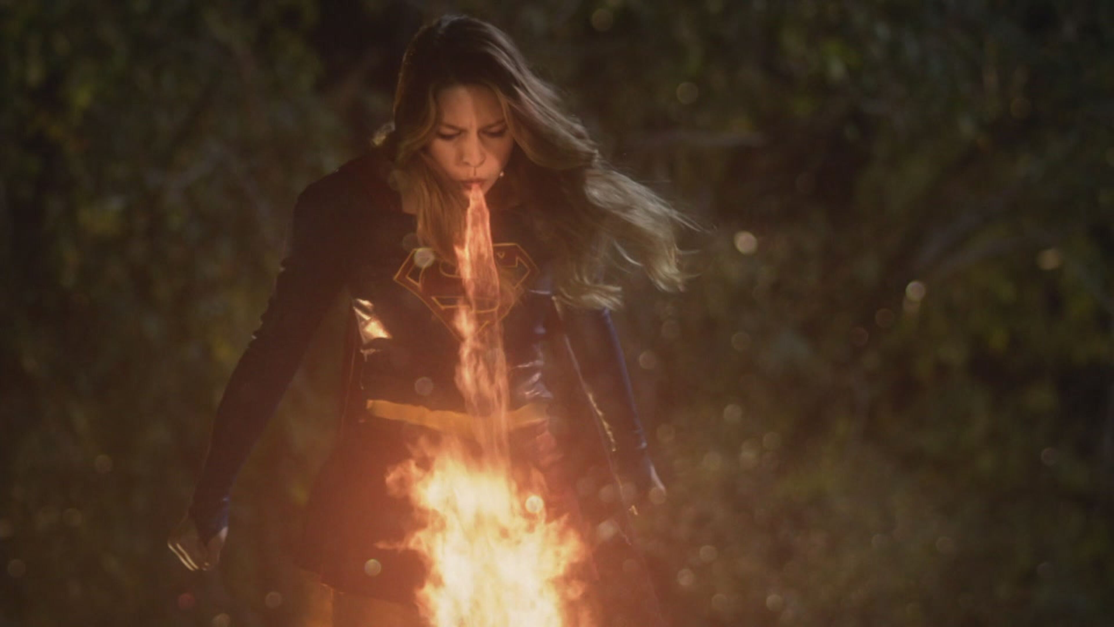 Supergirl - S1 Ep12 Bizzarro