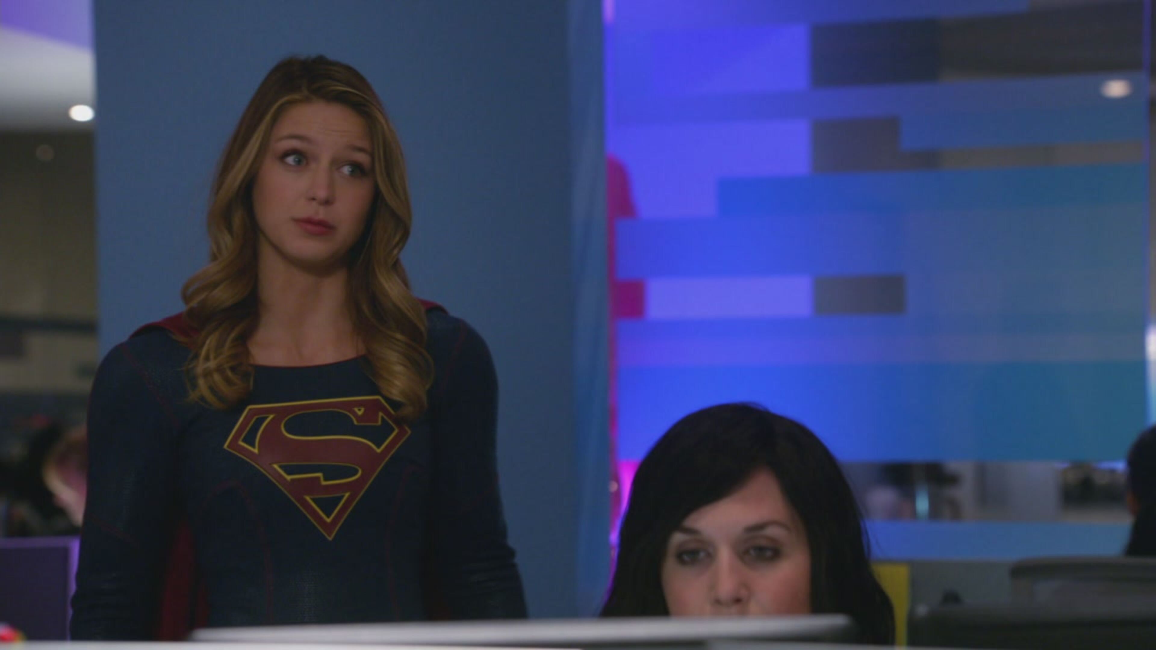 Supergirl - S1 Ep19 Myriad