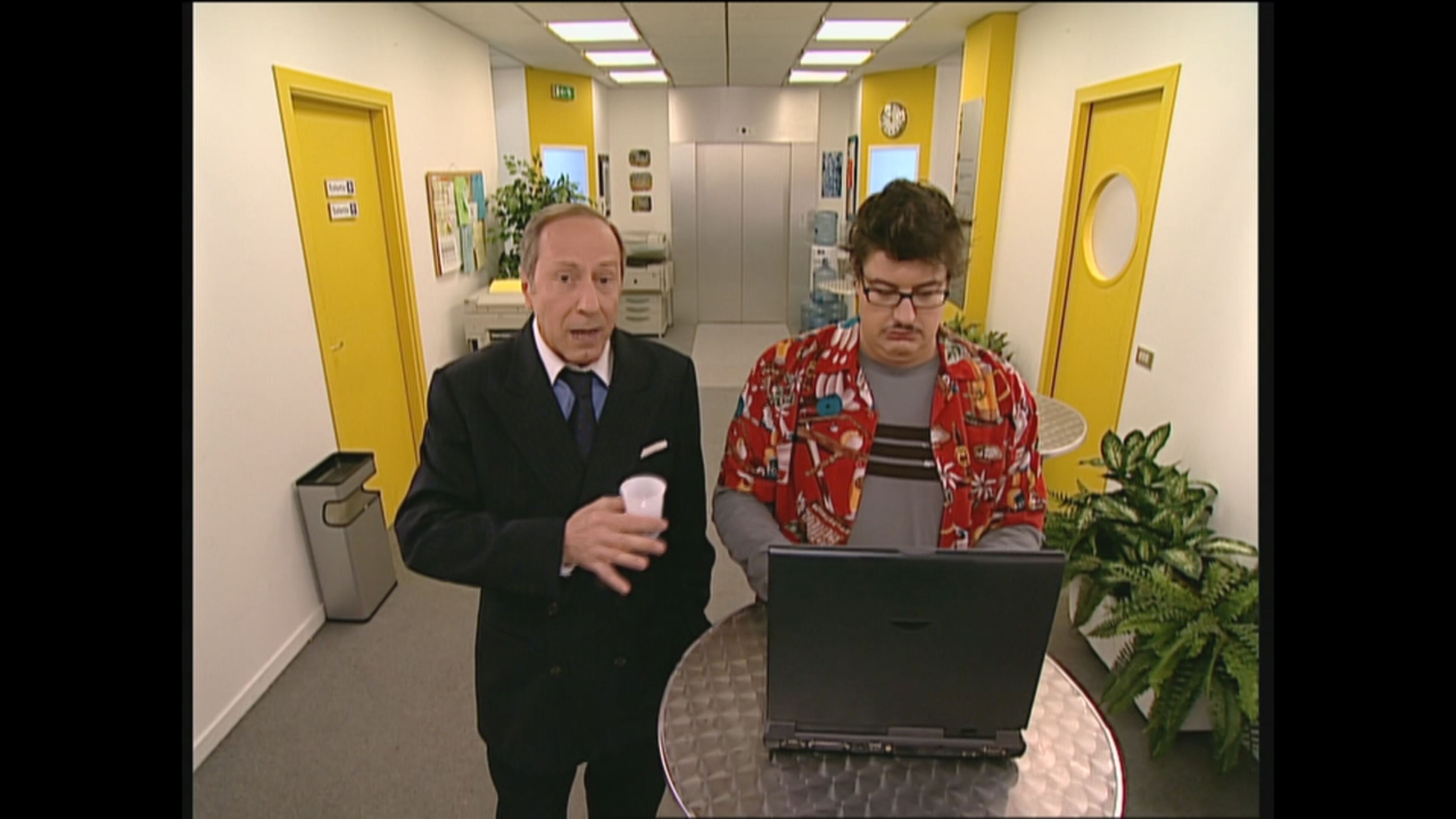 Camera Cafè 4 - S5 Ep81 Camera cafe' '07