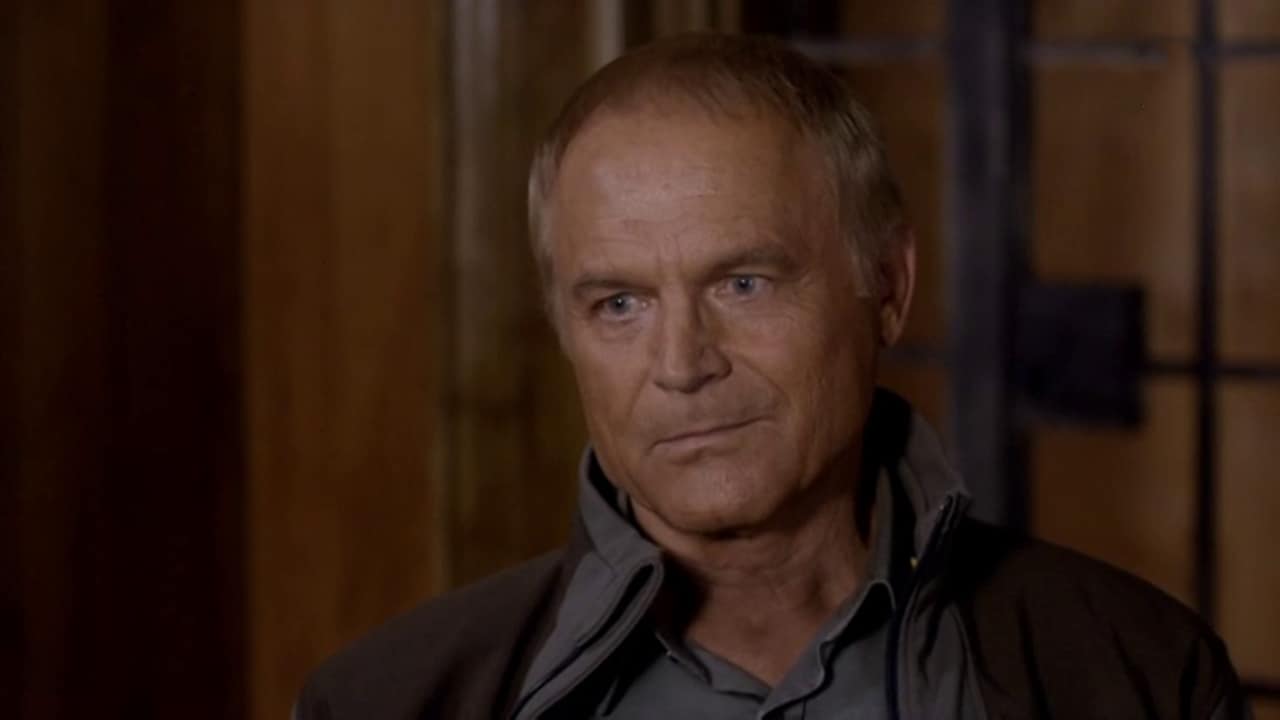 Un passo dal cielo S1E10 - L'ape regina