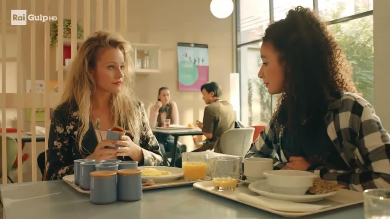 Cercami a Parigi - S1E14 - L'espulsione