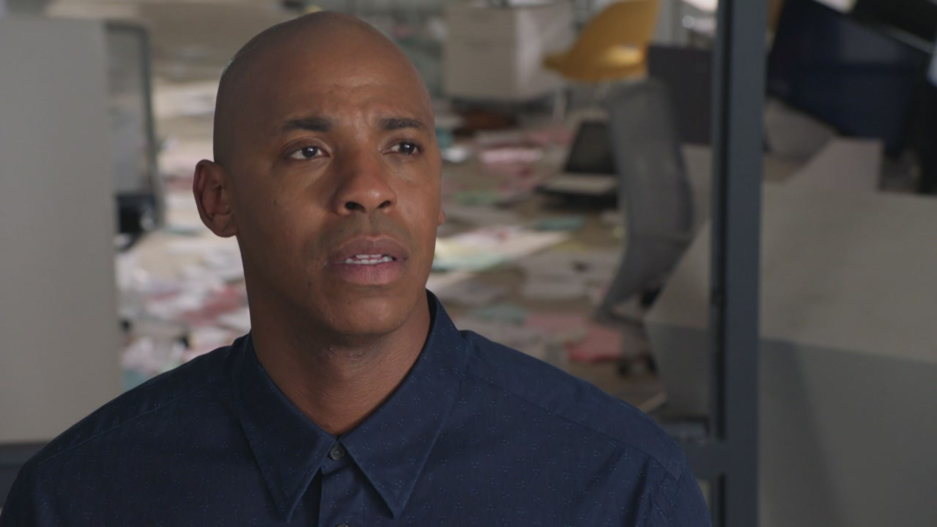 Supergirl - S2 Ep20 La citta' dei figli sperduti