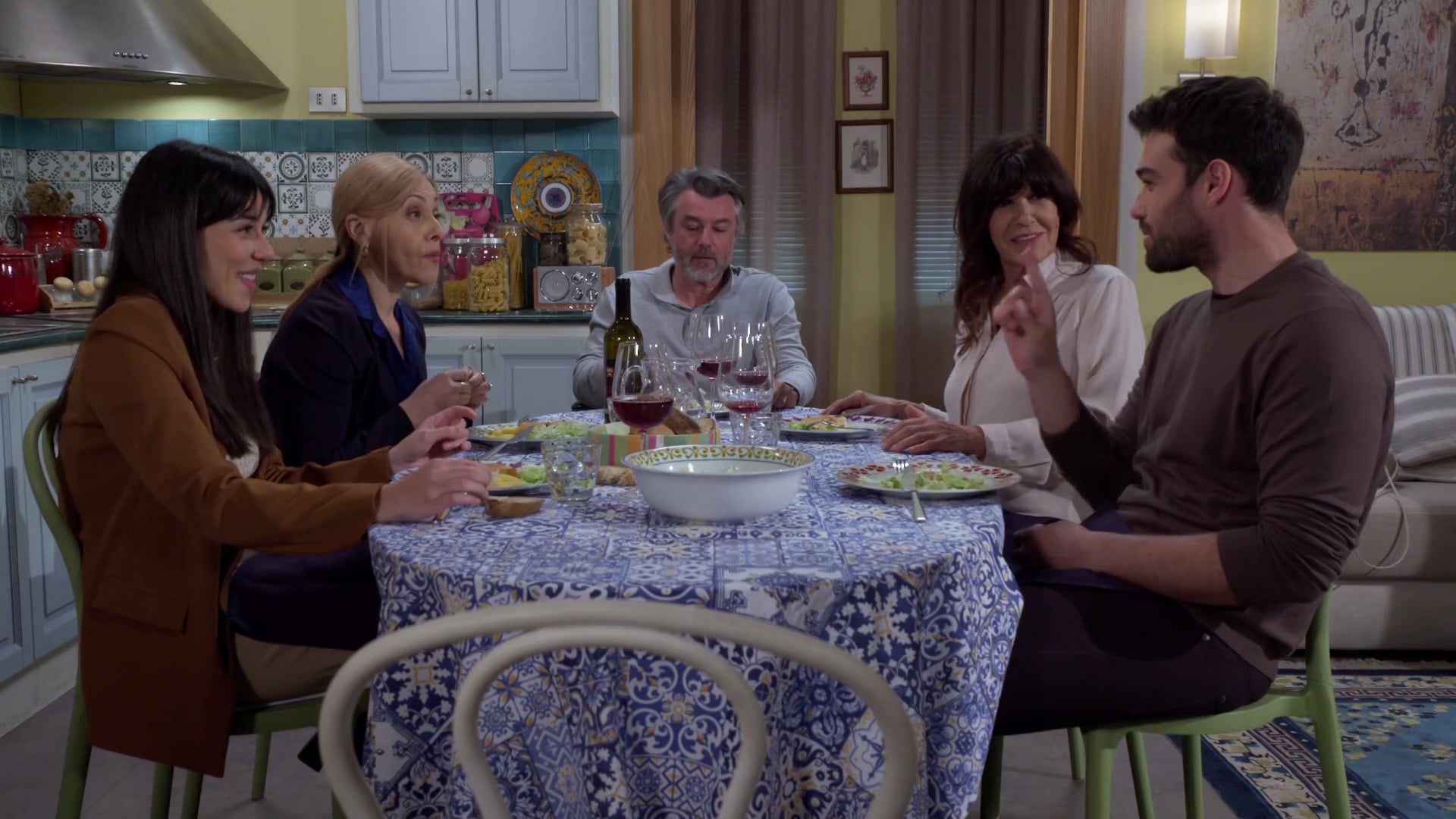 Un posto al sole - Puntata del 02/05/2025 EP6690