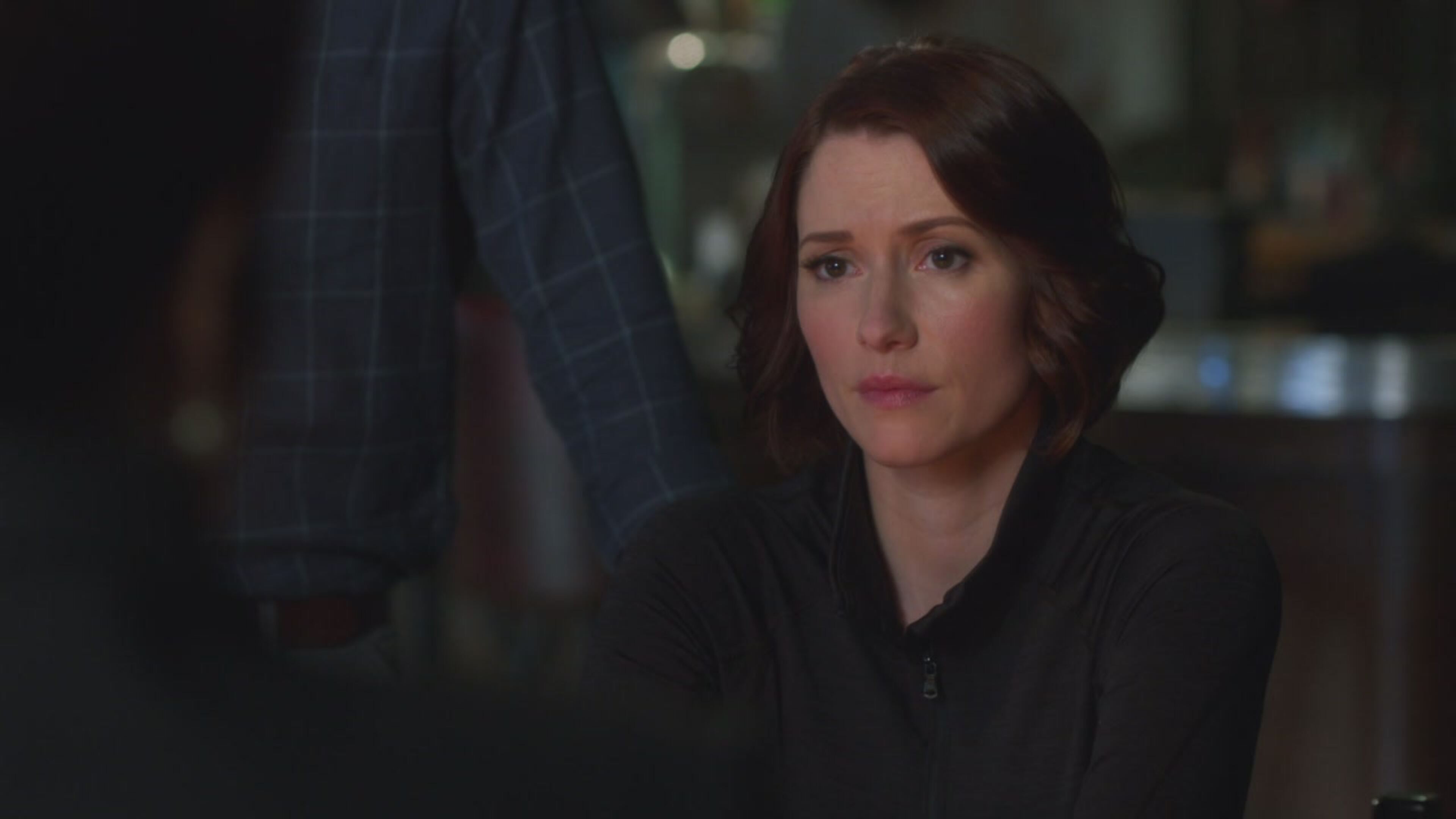 Supergirl - S2 Ep21 Resistere!