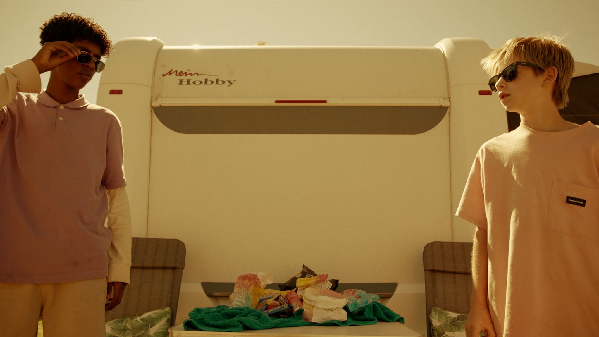 Il campeggio - S1E34 - Potere