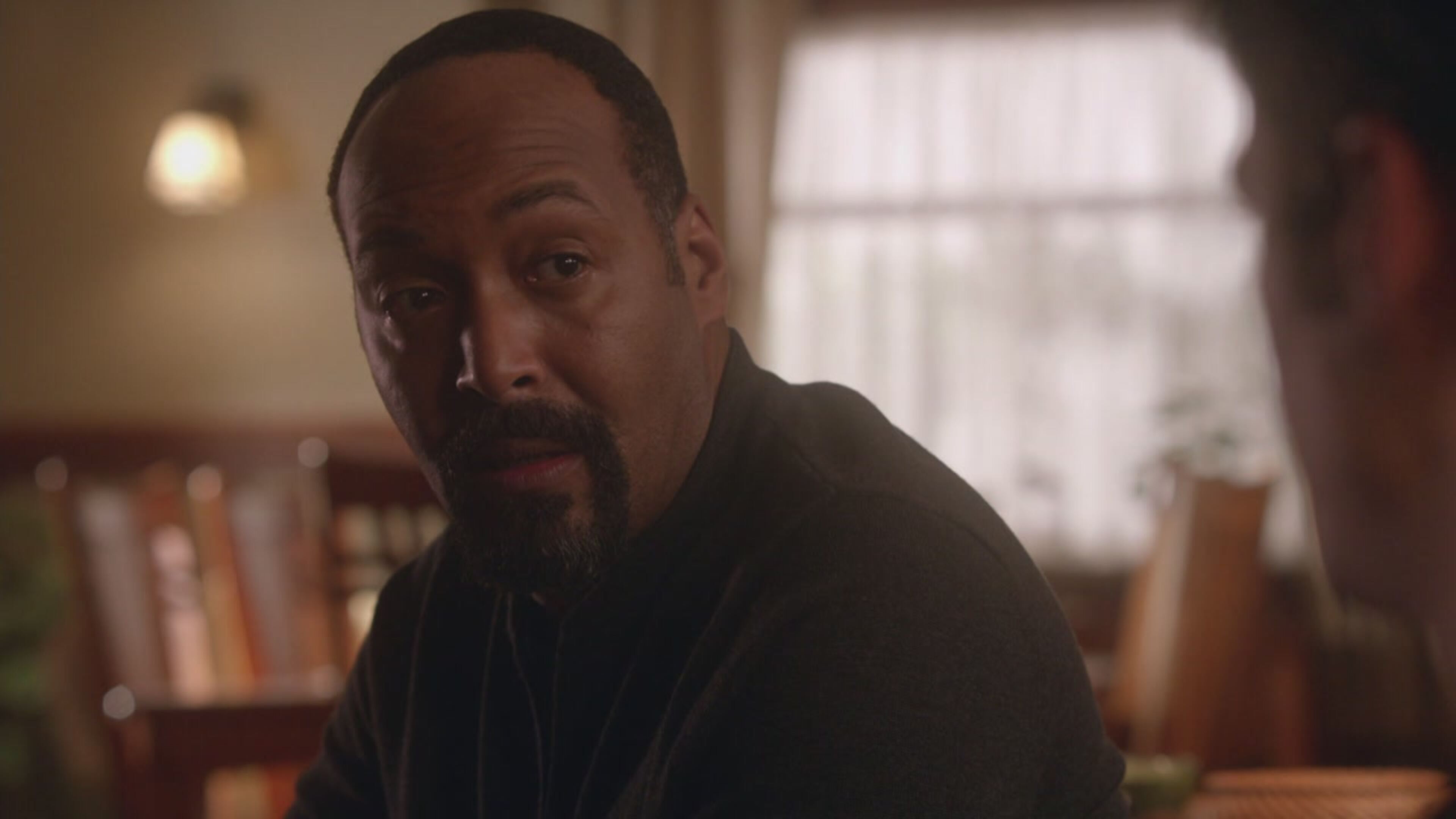 The Flash - S1 Ep14 Gorilla Grodd