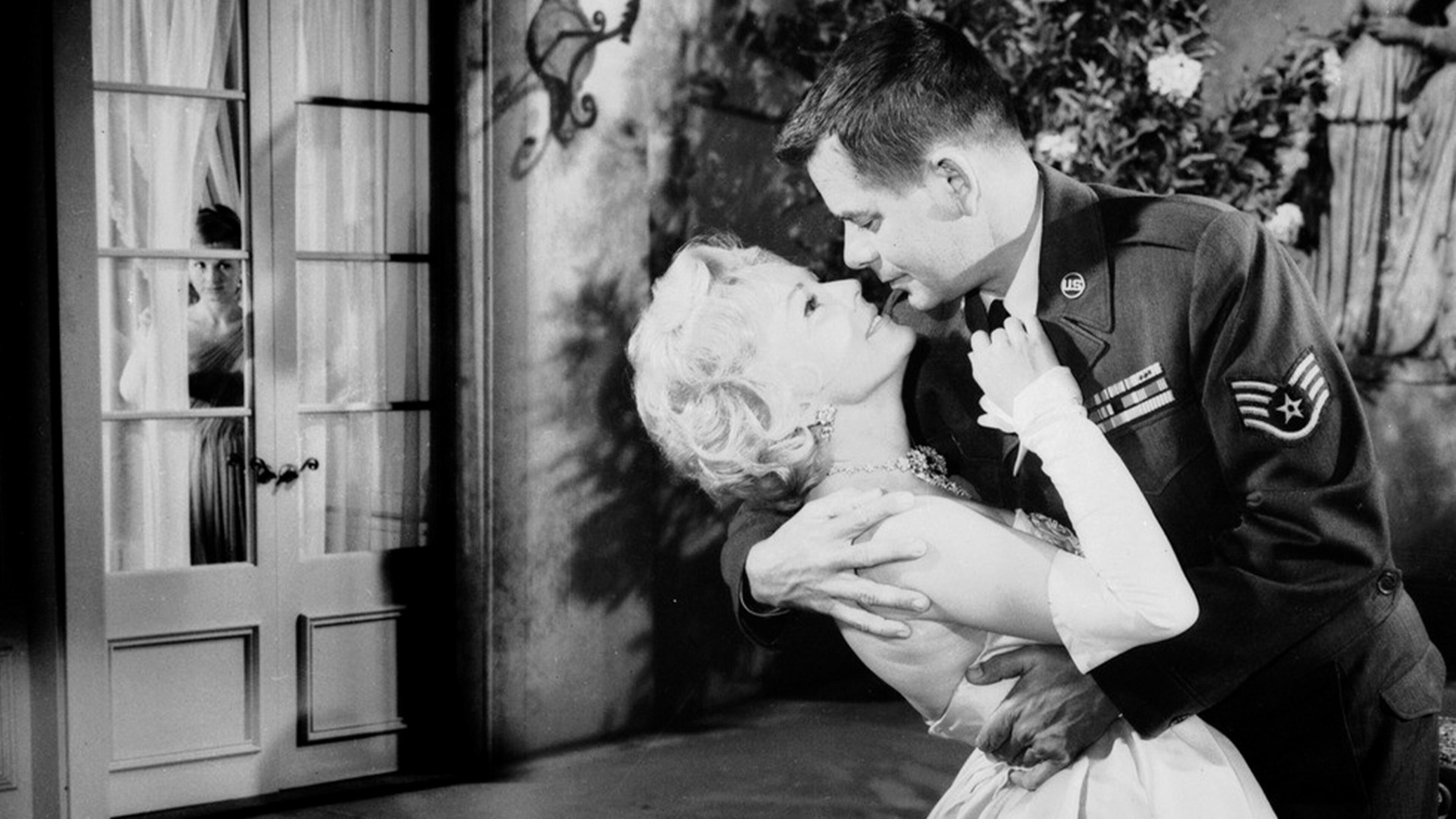 Comincio' con un bacio