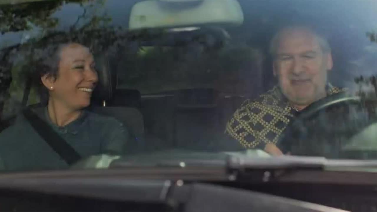 Fast Forward - S8E6 - Angelika chi?