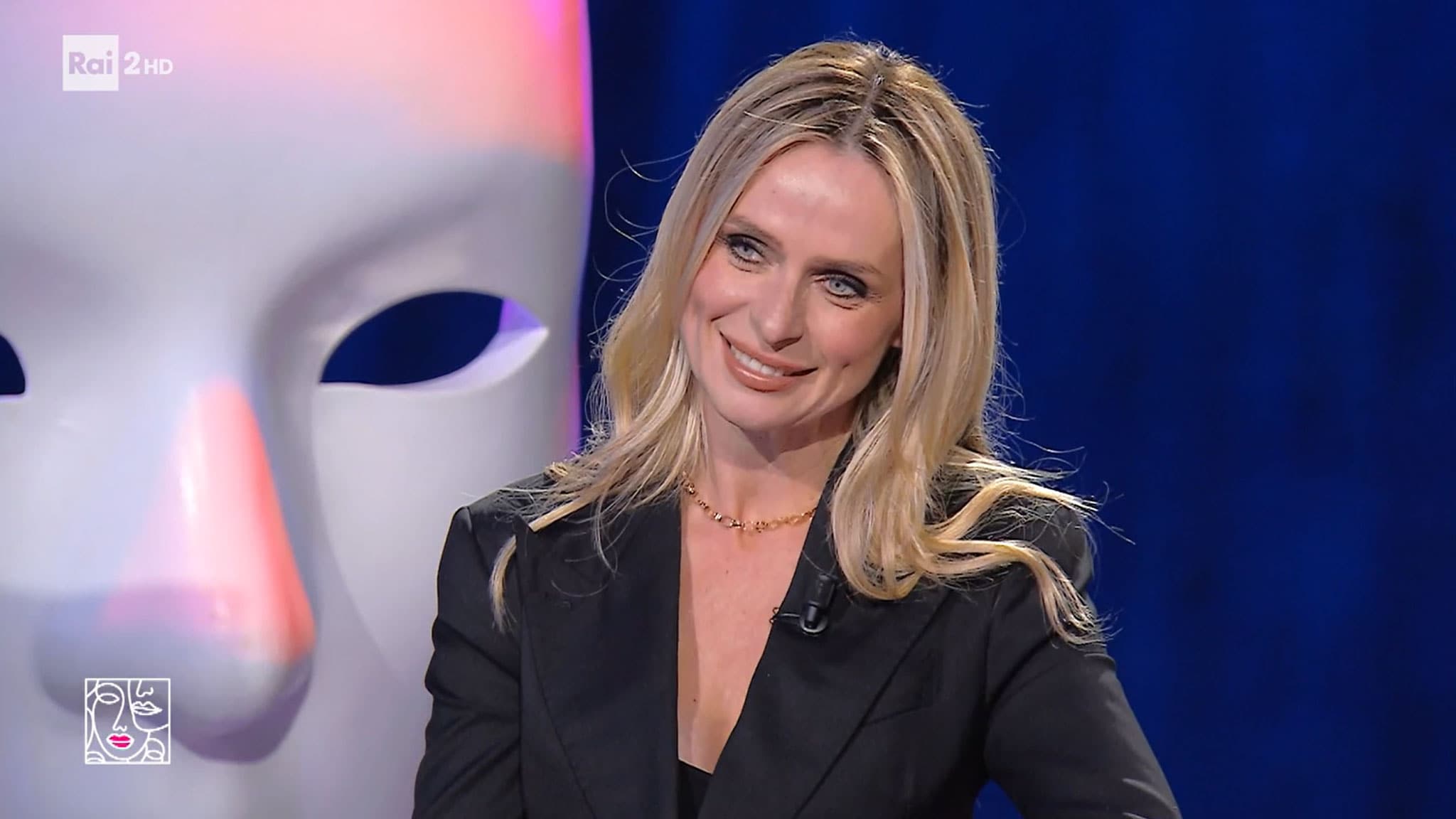 Storie di donne al bivio - Puntata del 15/11/2023