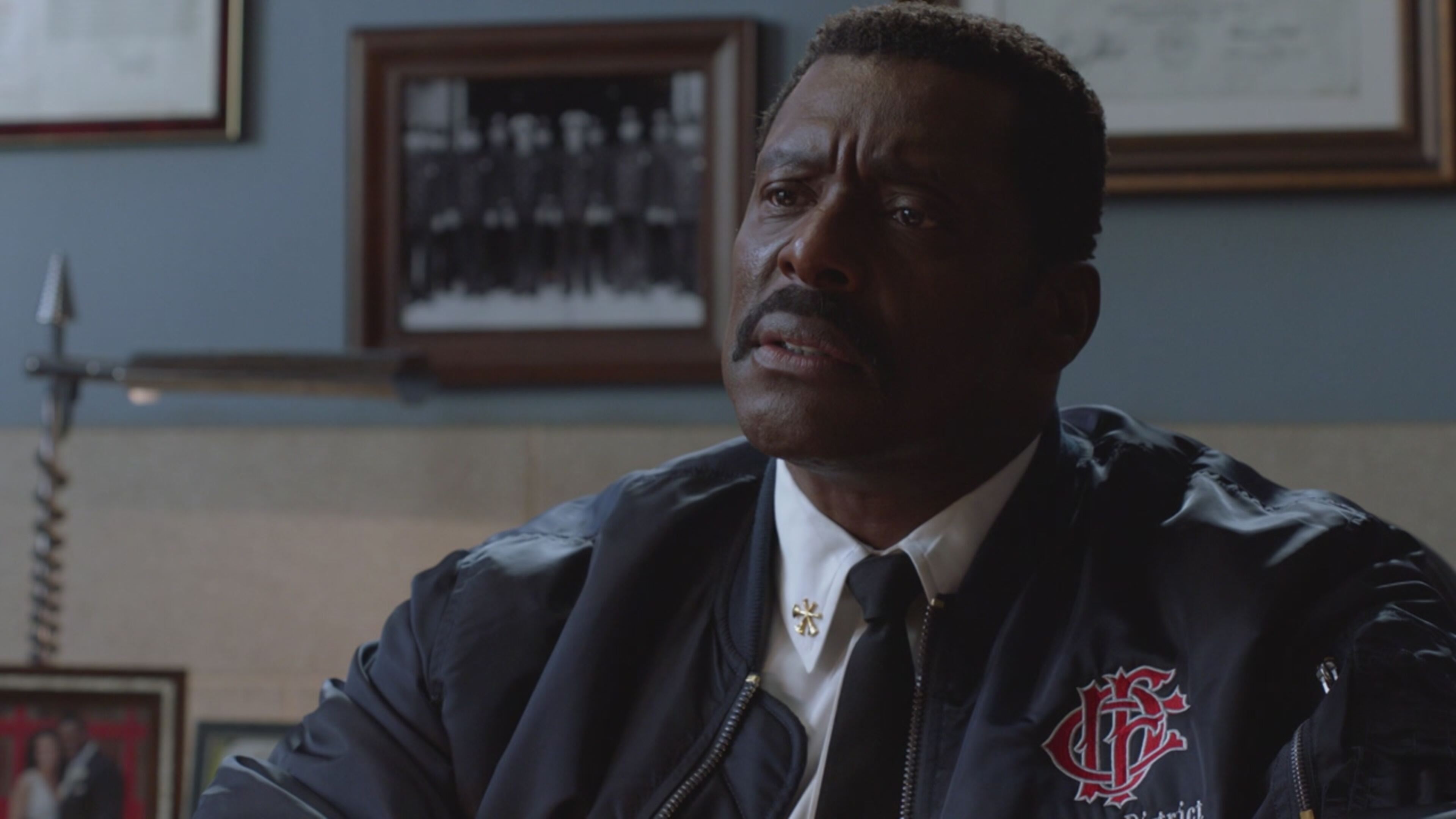 Chicago Fire 10 - S10 Ep9 Winterfest