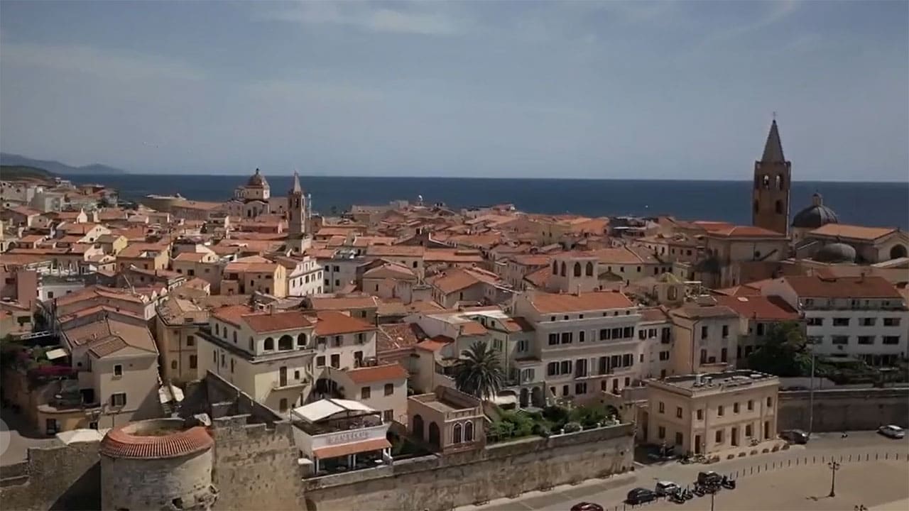 Di là dal fiume e tra gli alberi - S6E9 Versione ridotta - Il vento di Alghero