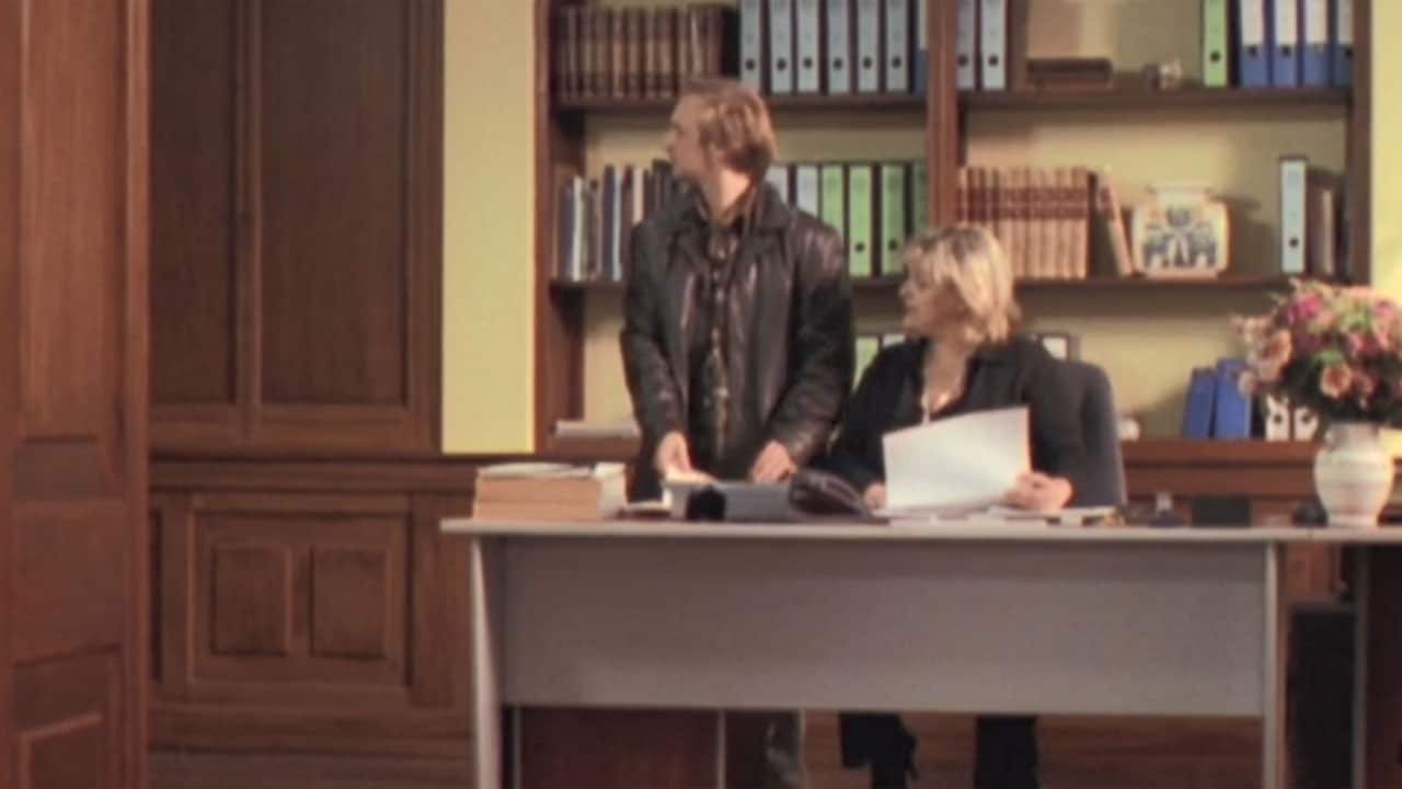 Un ciclone in convento S6E7 - La bimba contesa