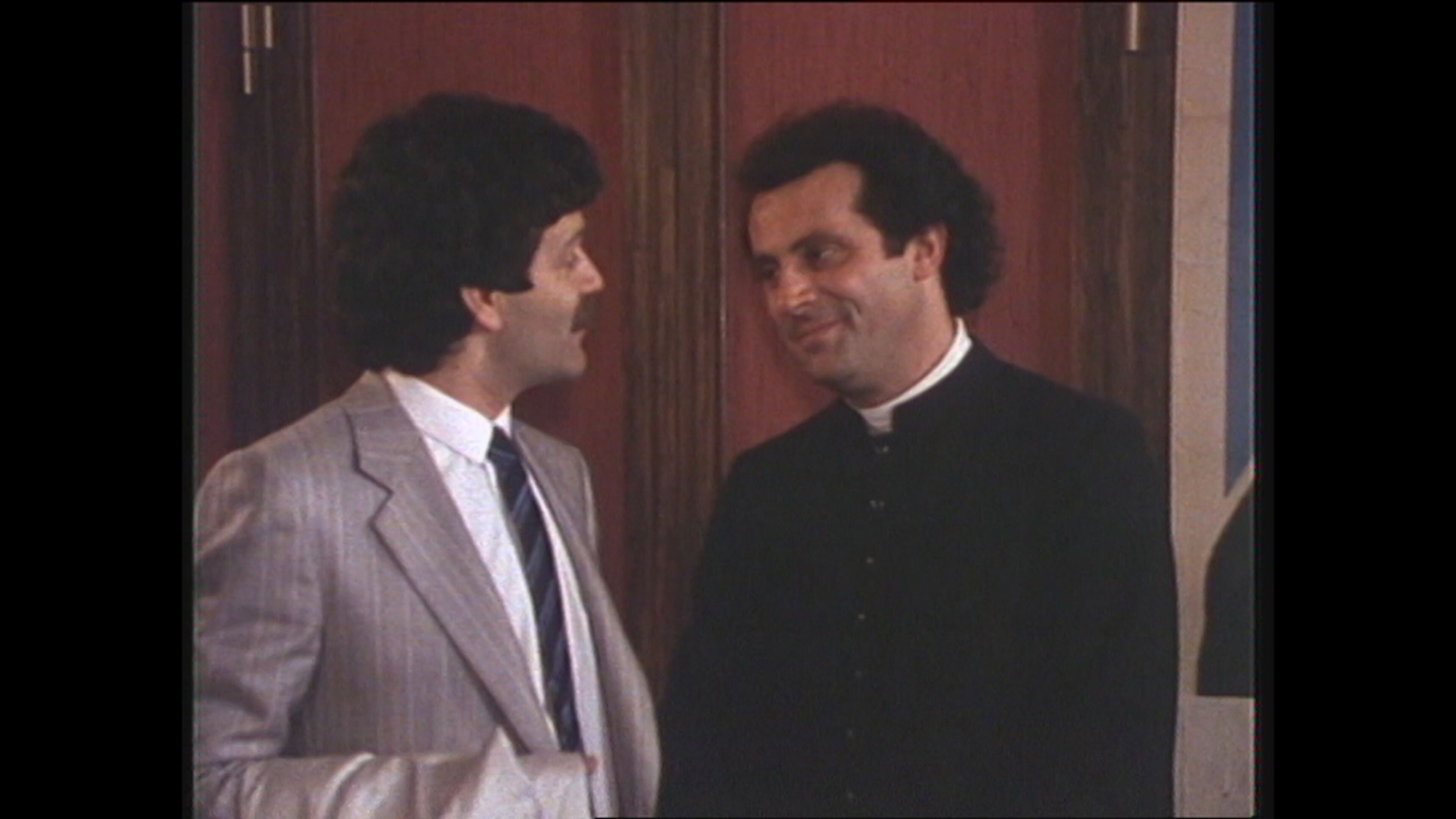 Don Tonino - S1 Ep1 Delitto al night club - I parte/delitto al night club - II parte