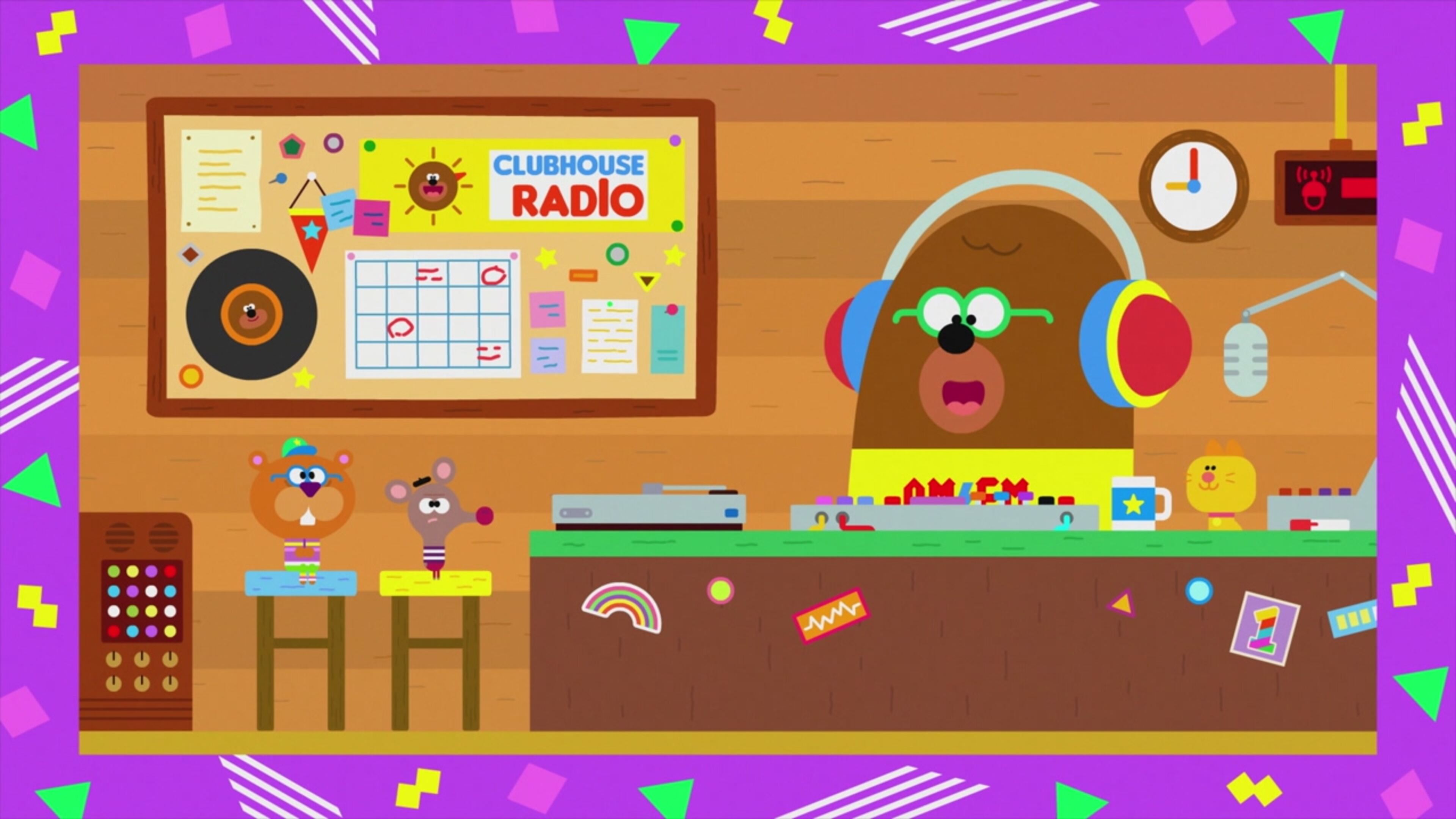 Hey Duggee - S3 Ep.11 - Il distintivo della radio