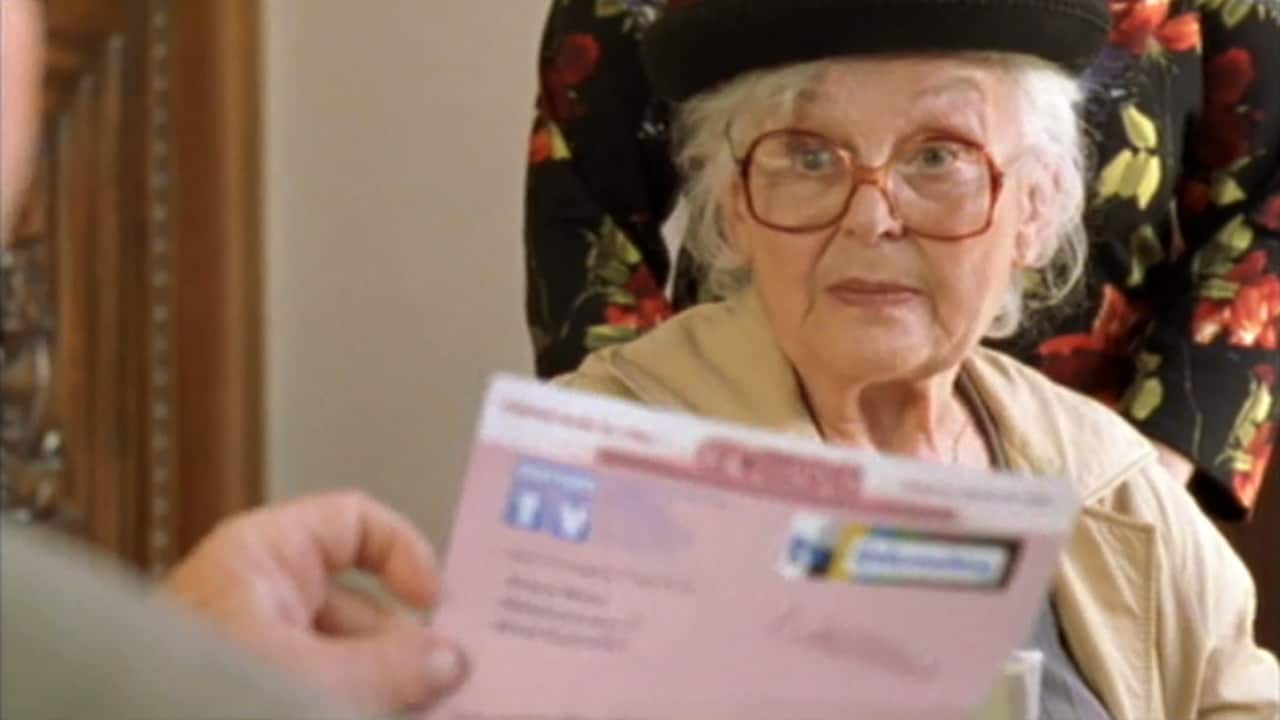 Un Ciclone in Convento S3E7 - Il re dei quiz