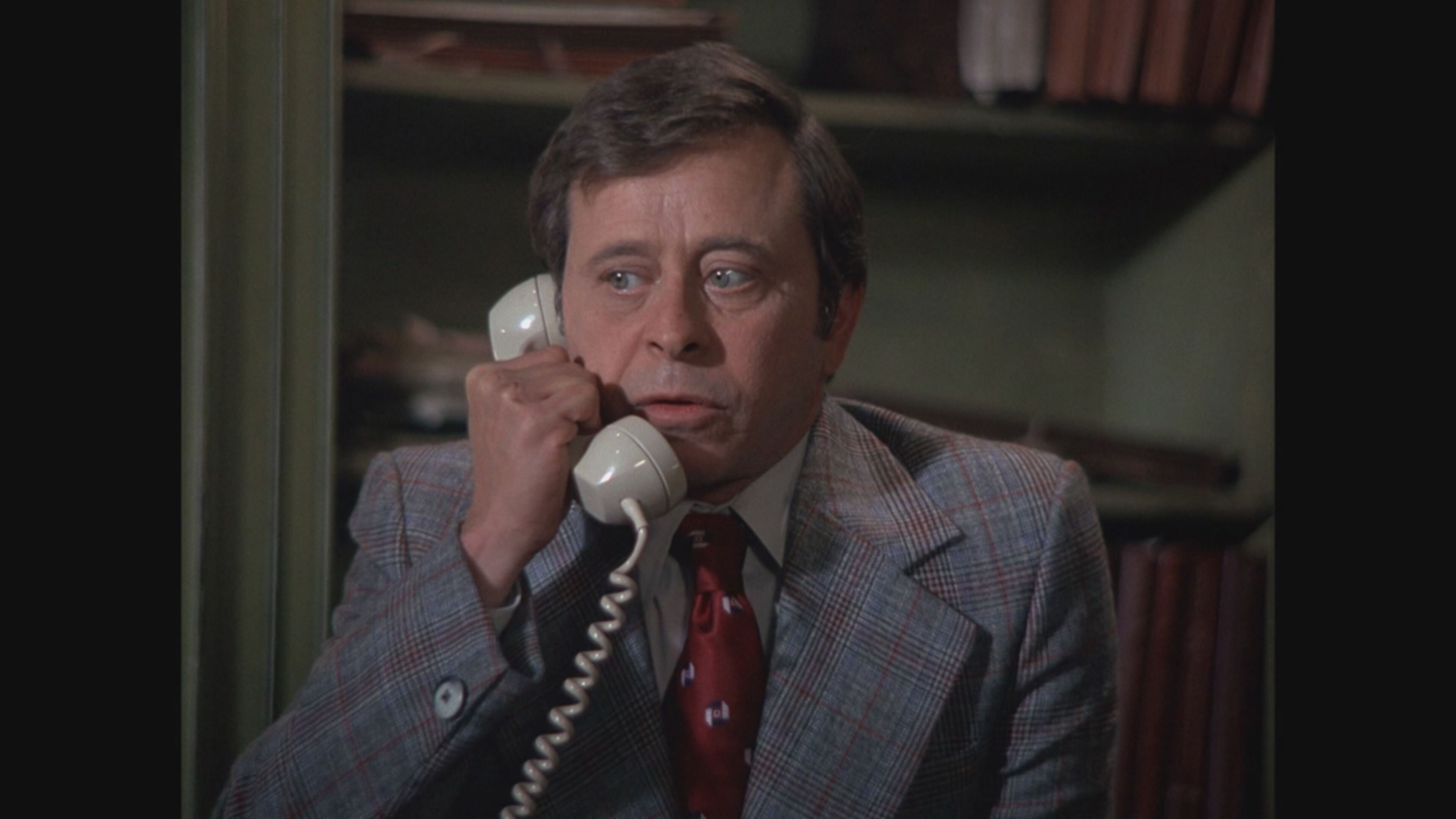 Kojak - S3 Ep8 Dalla padella alla brace