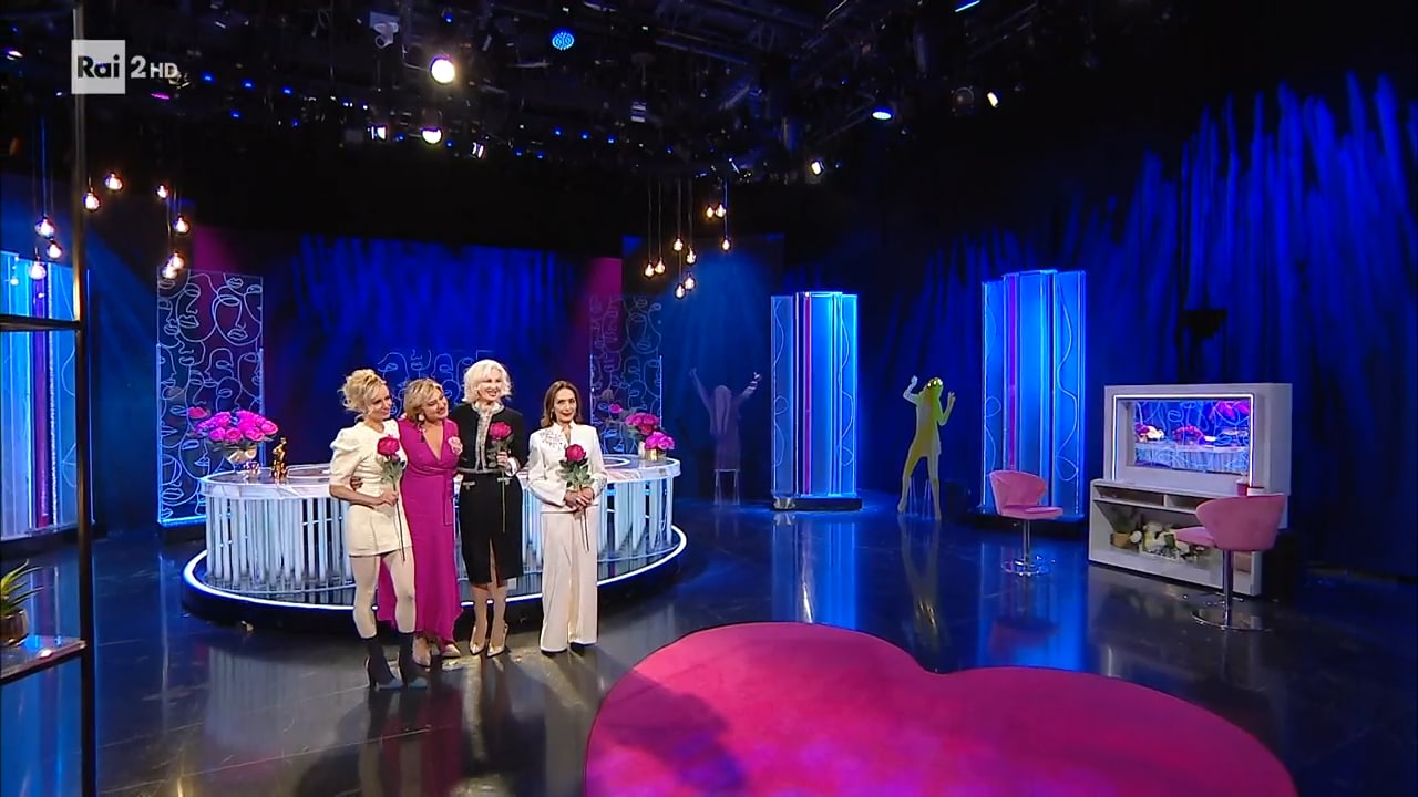 Storie di donne al bivio - Puntata del 21/02/2024