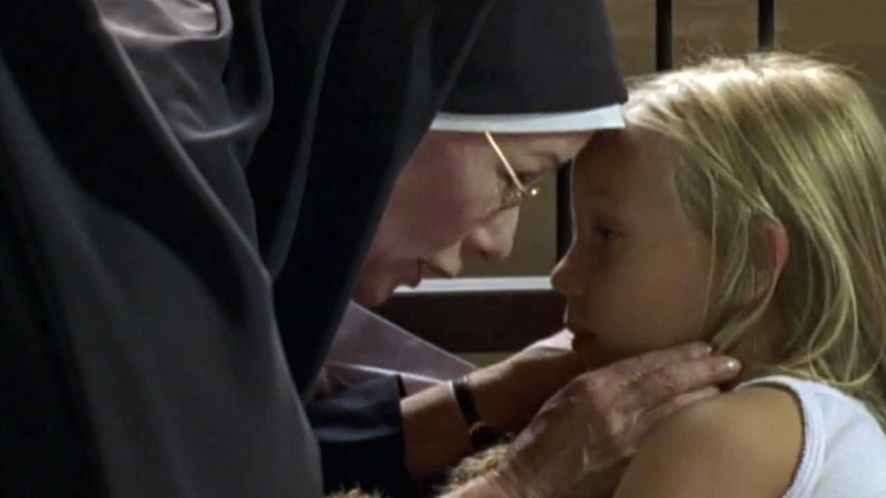 Un ciclone in convento S3E11 - Il grande stratega