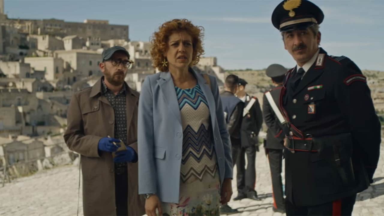 Imma Tataranni - Sostituto Procuratore - S2E6 - La doppia vita di Mister E.