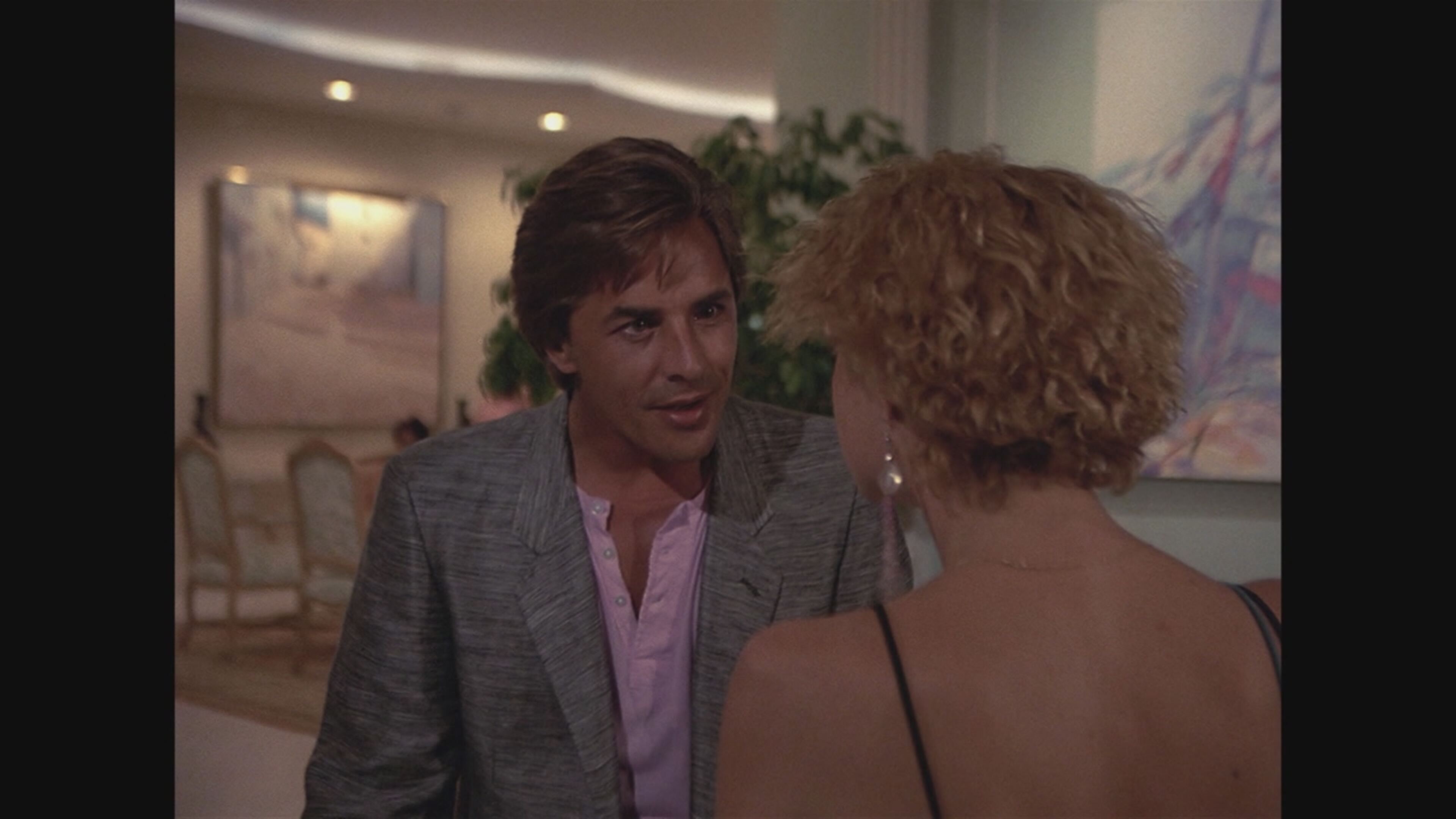 Miami Vice - S1 Ep12 Triangolo d'oro - I parte