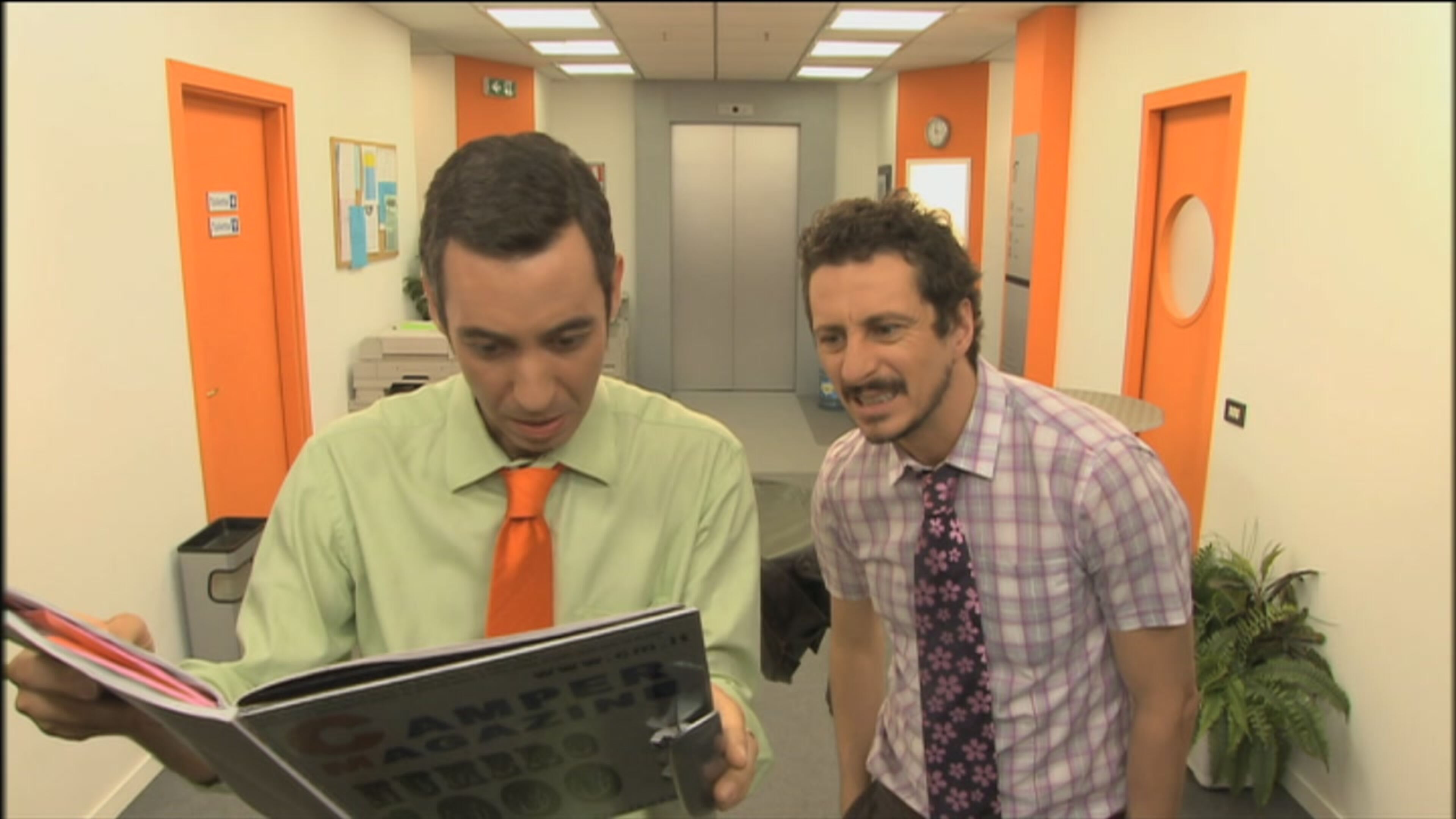 Camera Cafe' - S1 Ep2 Camera cafe'