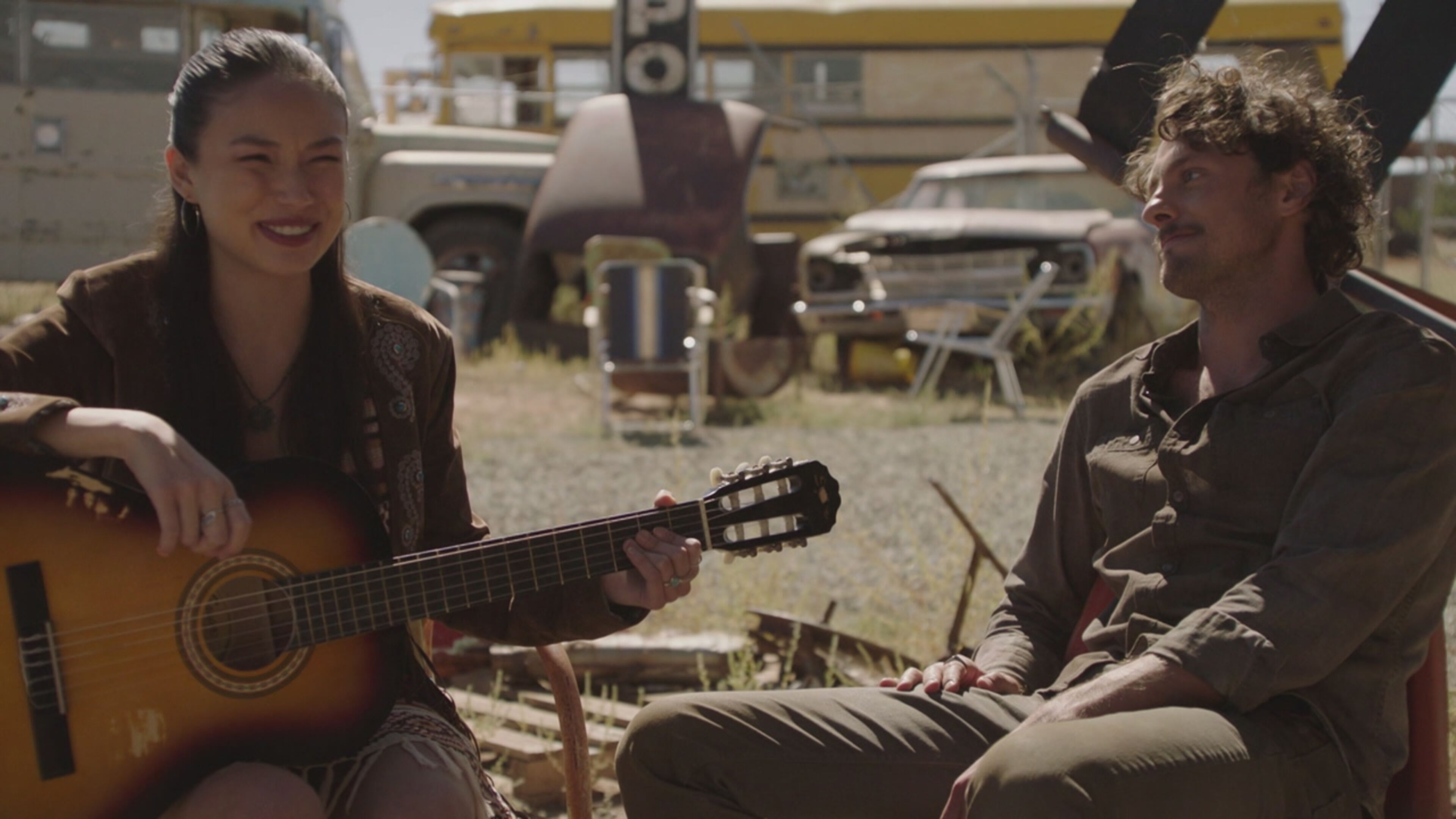 Roswell, New Mexico 4 - S4 Ep4 Cara mamma