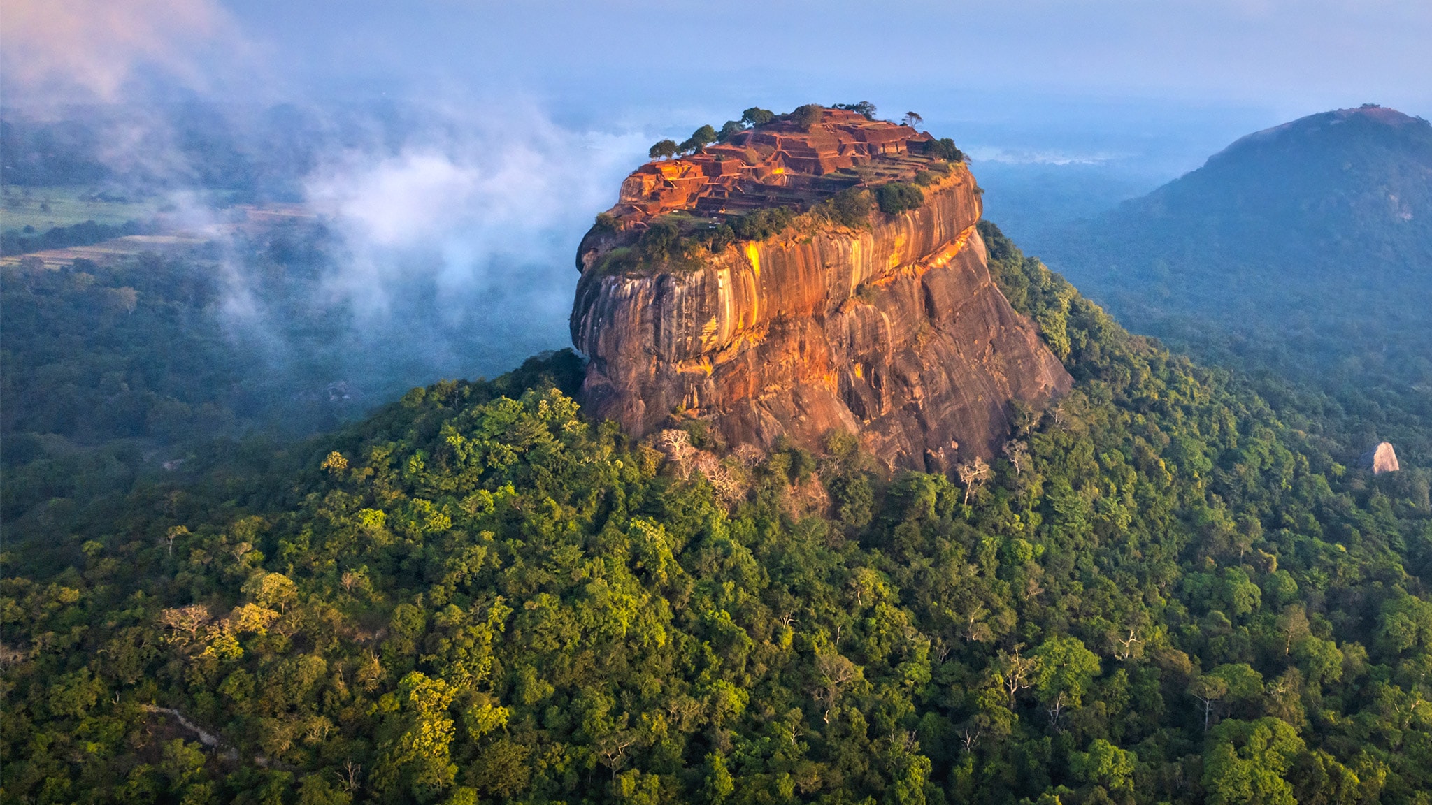 Sri Lanka - l'Isola dei Monsoni S1E5 - Dalle nuvole alle coste