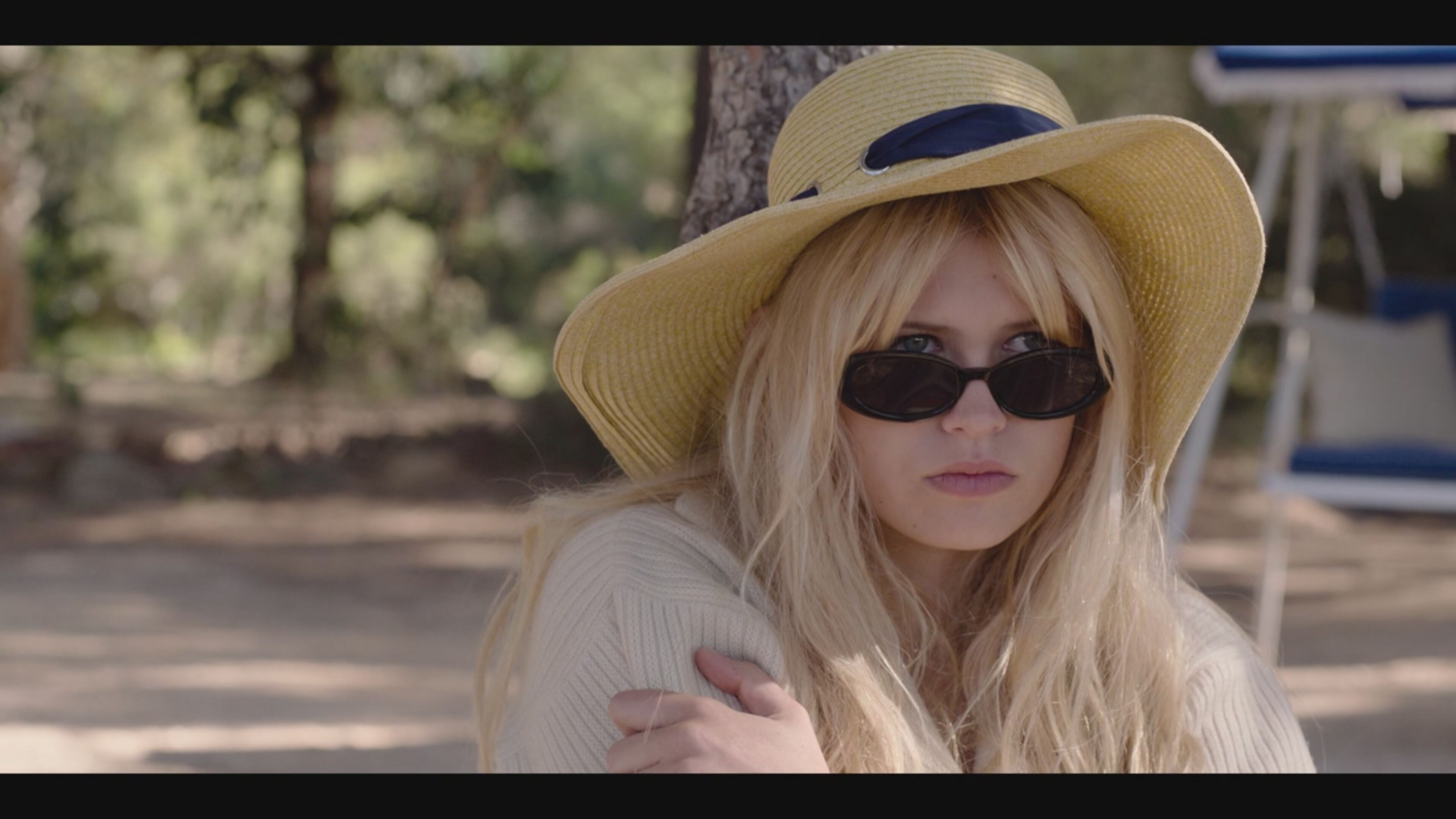 Bardot - S1 Ep1