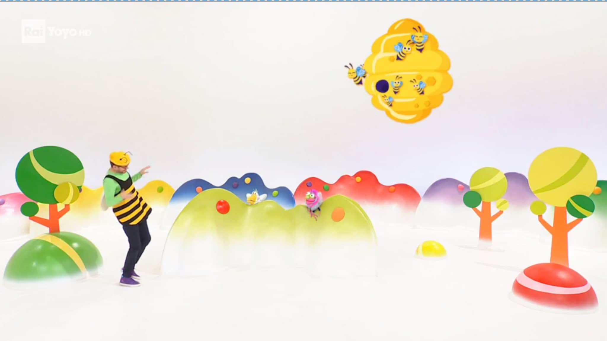 L'Albero Azzurro 2022-23 - E10 - Miele, per favore!