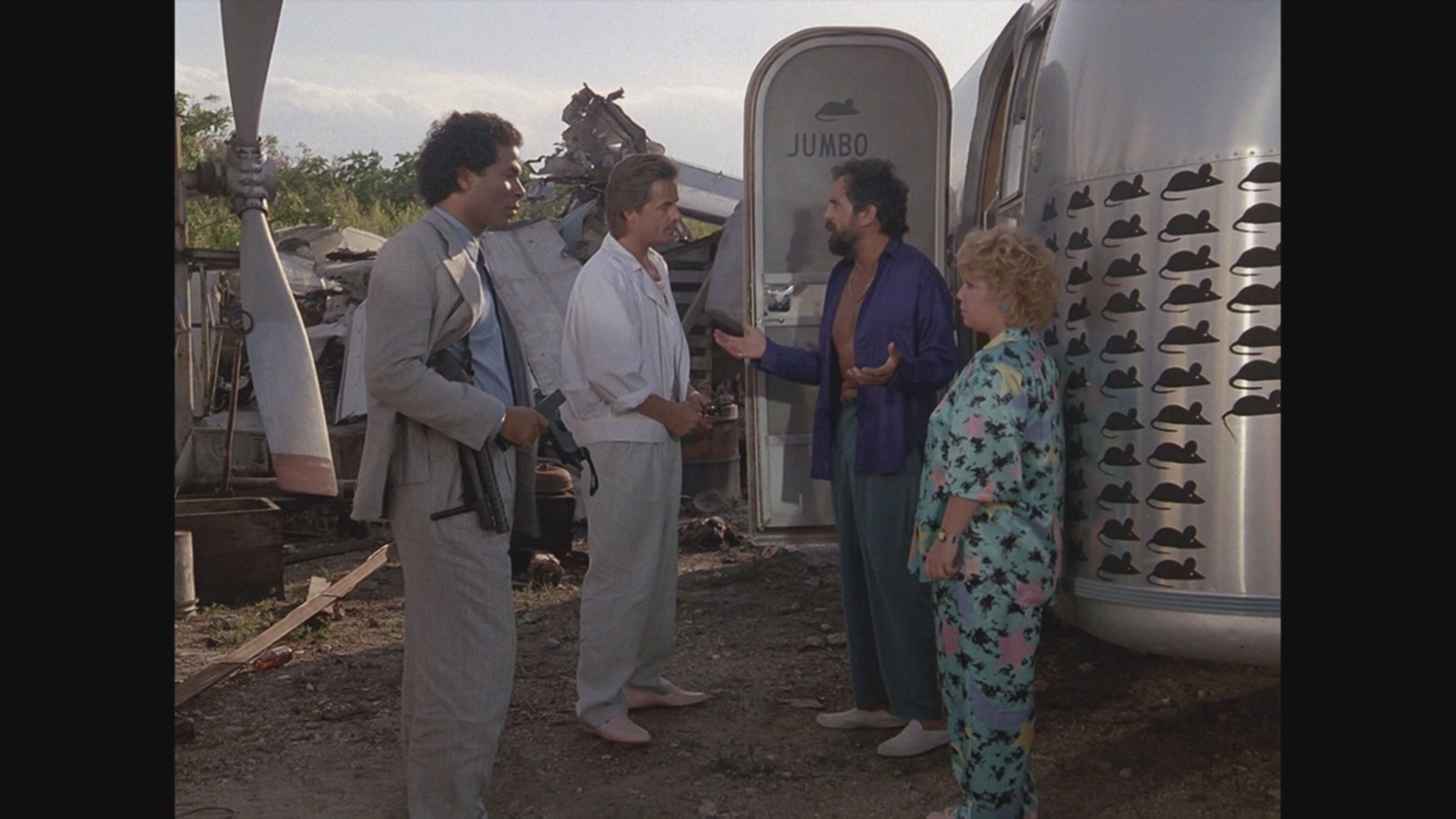 Miami Vice 2 - S2 Ep20 Pirati