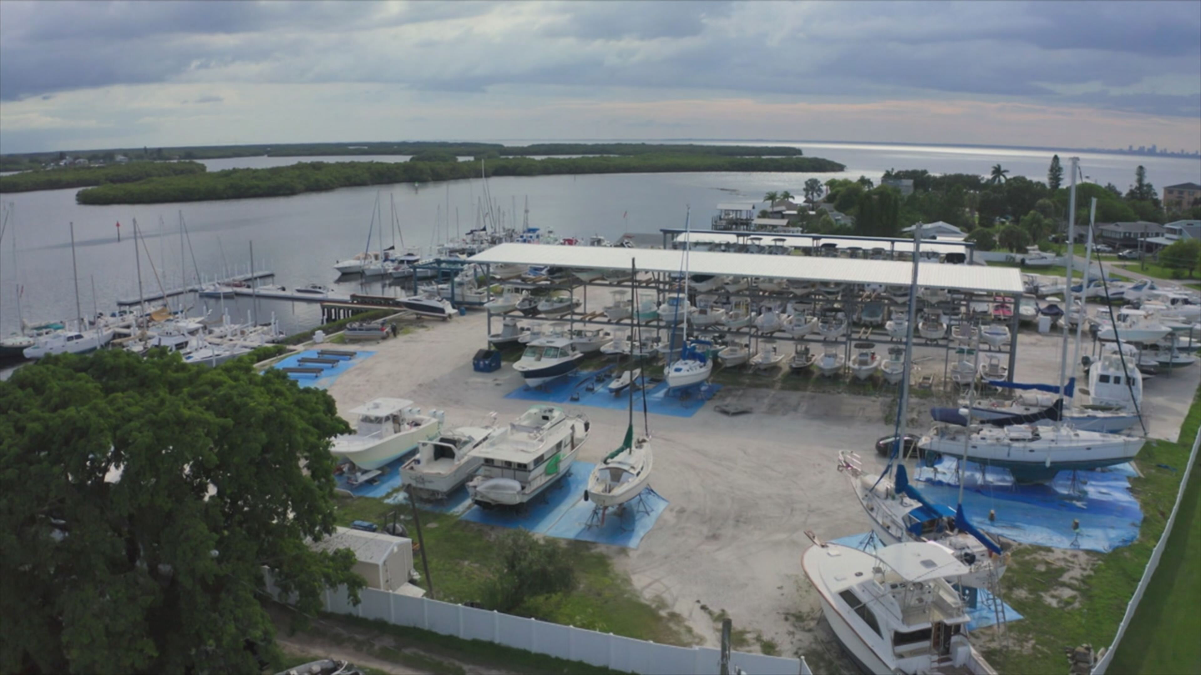 Bermuda: i misteri degli abissi - S1 Ep4 Abissi alieni