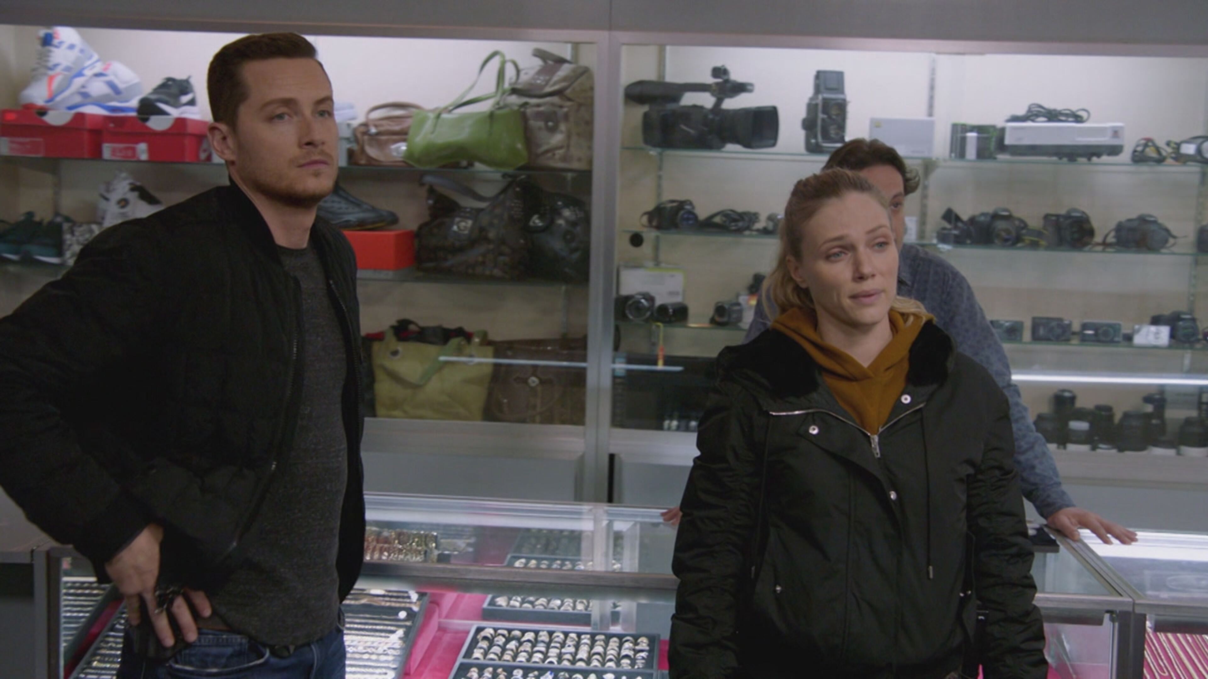 Chicago P.D. 8 - S8 Ep14 Al sicuro