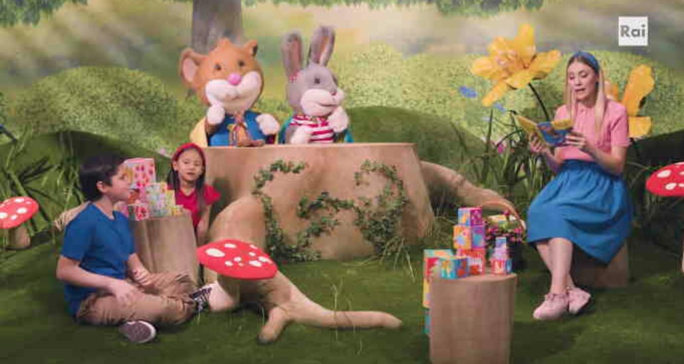 Carolina e Topo tip - Raccontastorie - E4 - Dal dottore non ci vado