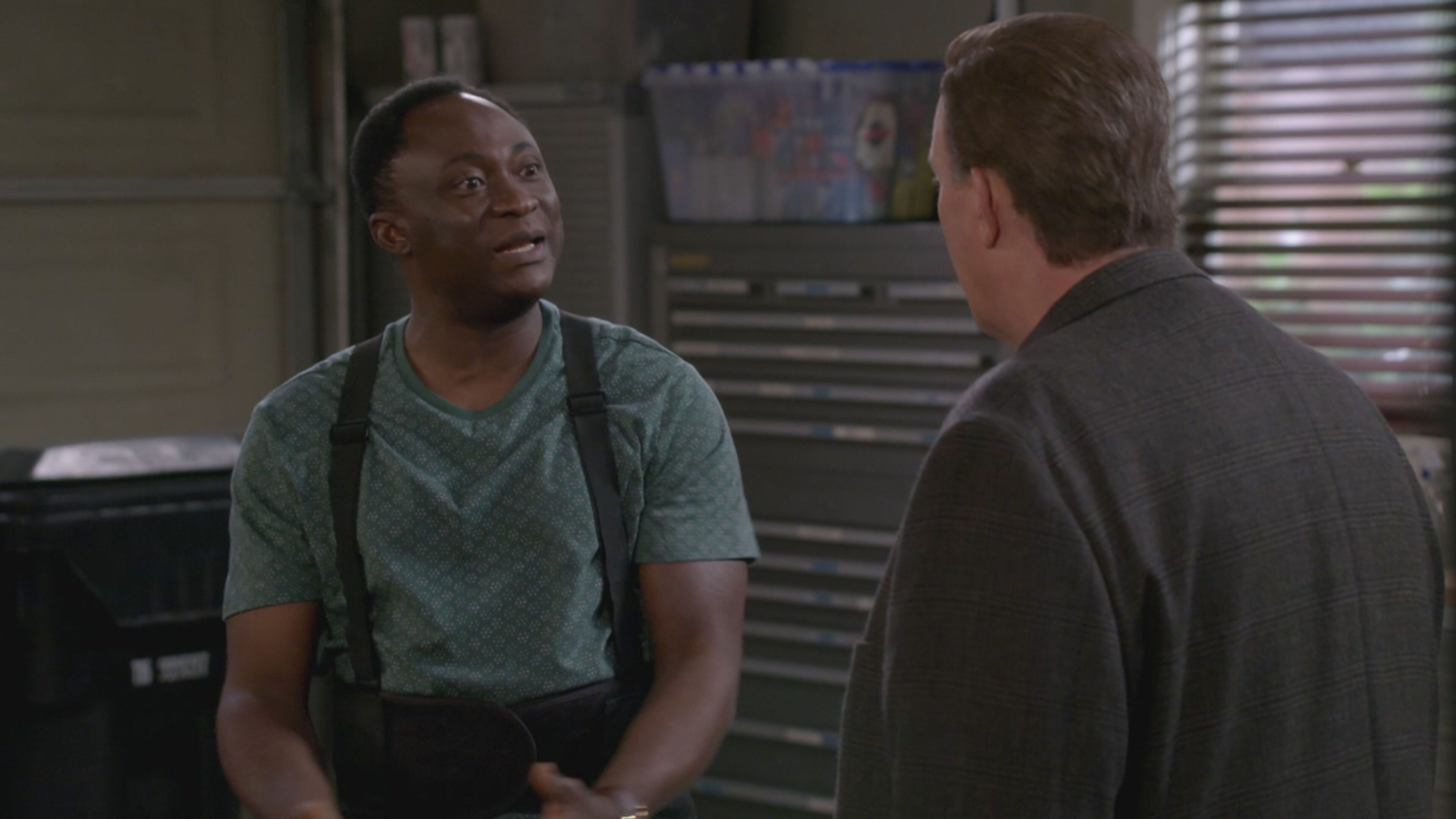 Bob Hearts Abishola 3 - S3 Ep3 Fallimento