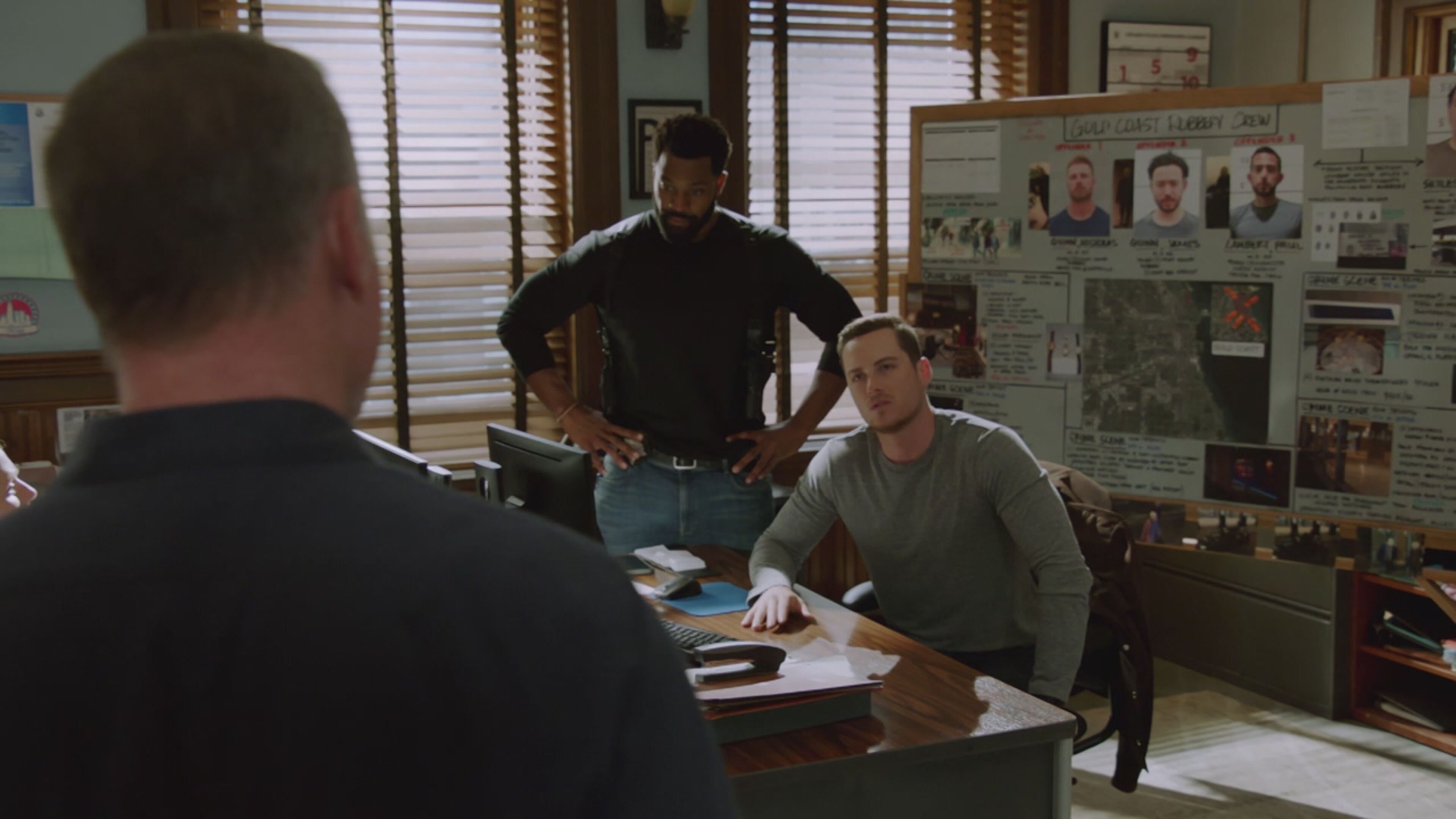 Chicago P.D. 9 - S9 Ep6 Fine turno