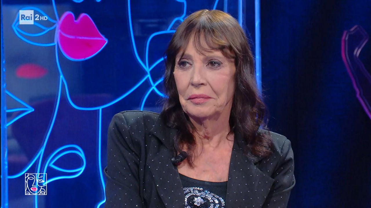 Storie di donne al bivio Mercoledì - Puntata del 06/11/2024