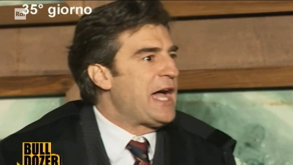 Max Tortora in loop comico - Come ridevamo - 10/04/2025