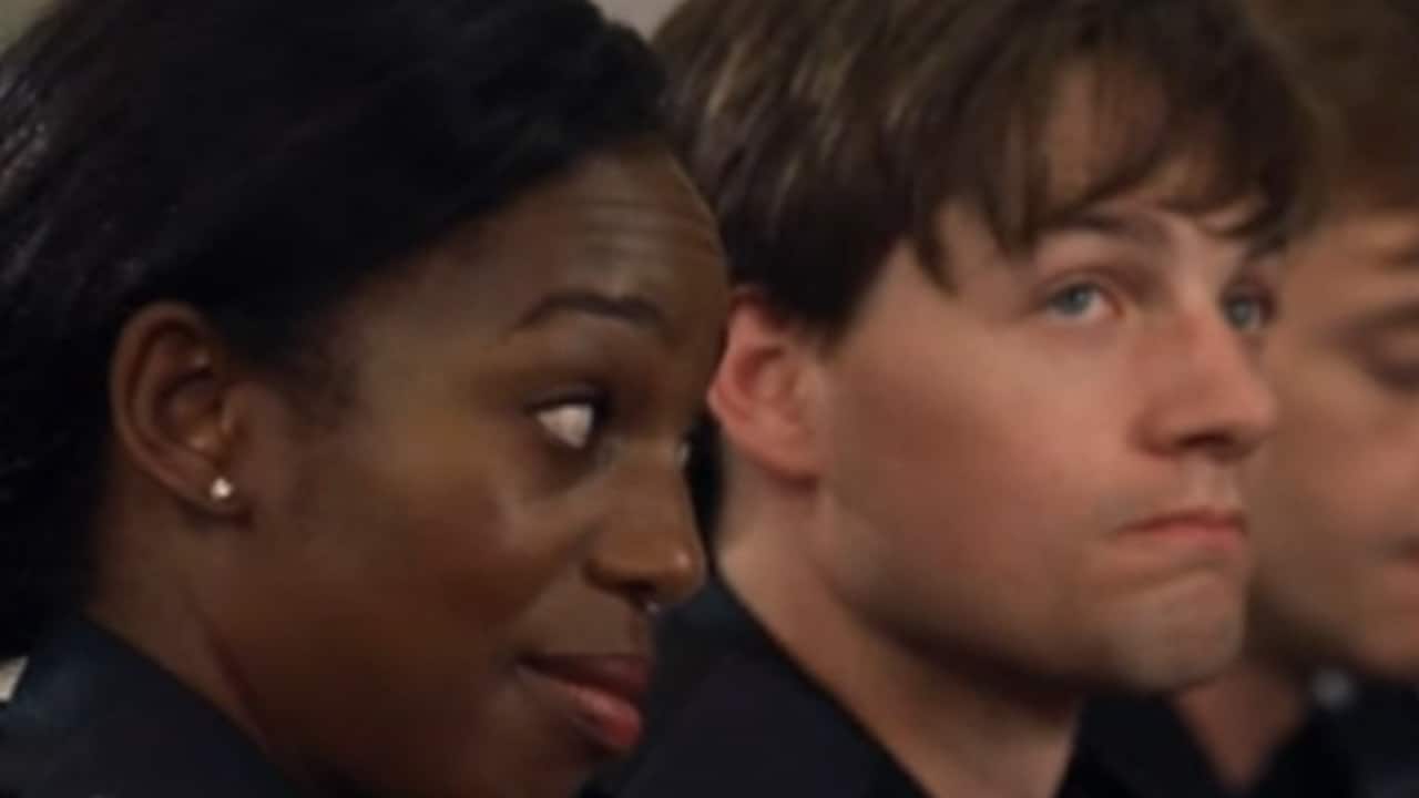 Rookie Blue S1E1 - Vernice fresca